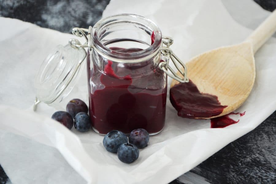 Fruchtiger Heidelbeer-Ketchup / Lüneburger Heide