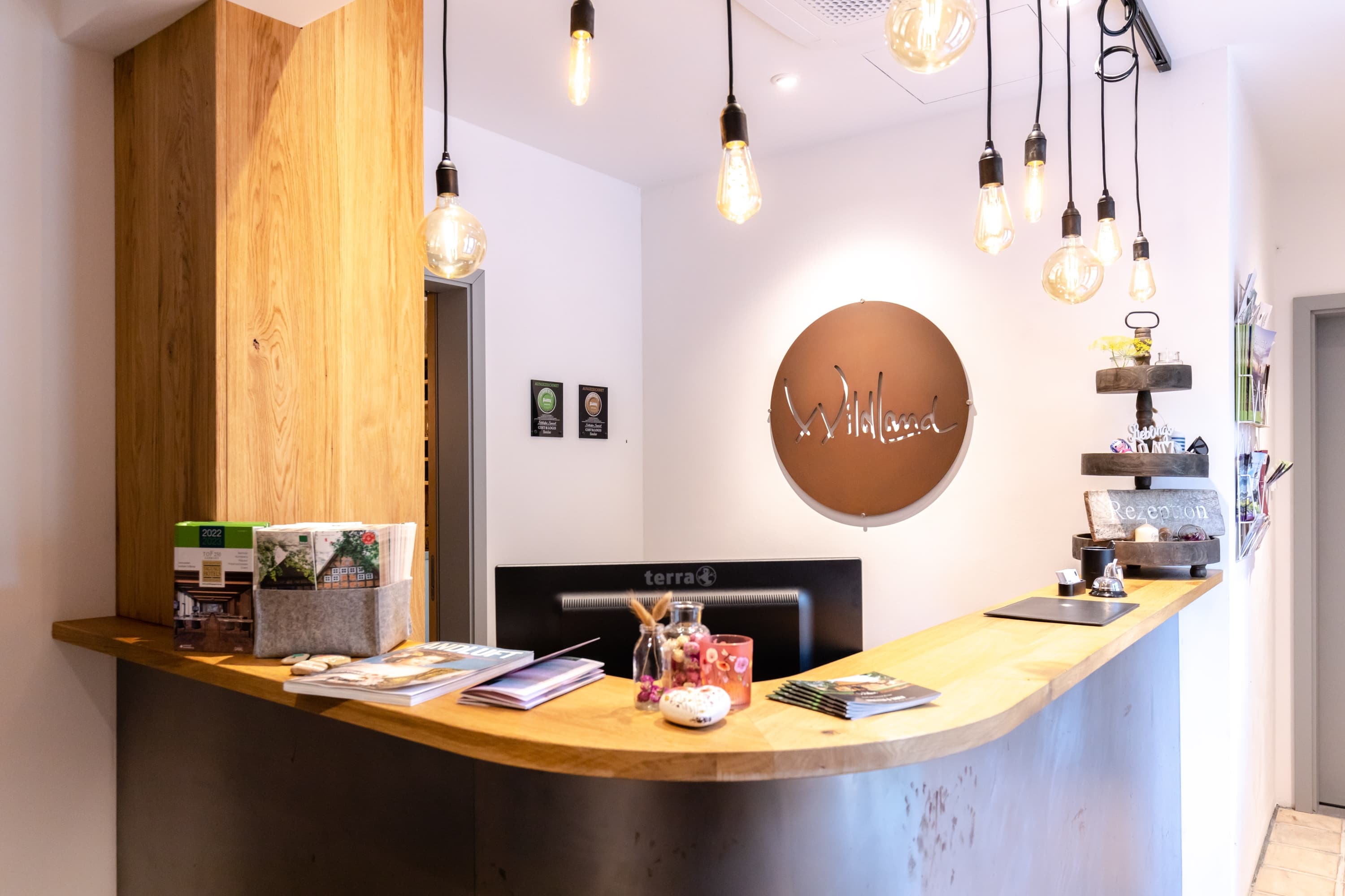 Rezeption im Hotel Wildland in Wietze