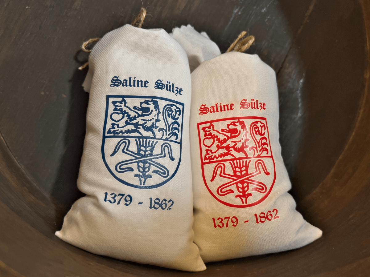 Salzsäcke im Salinenmuseum Sülze