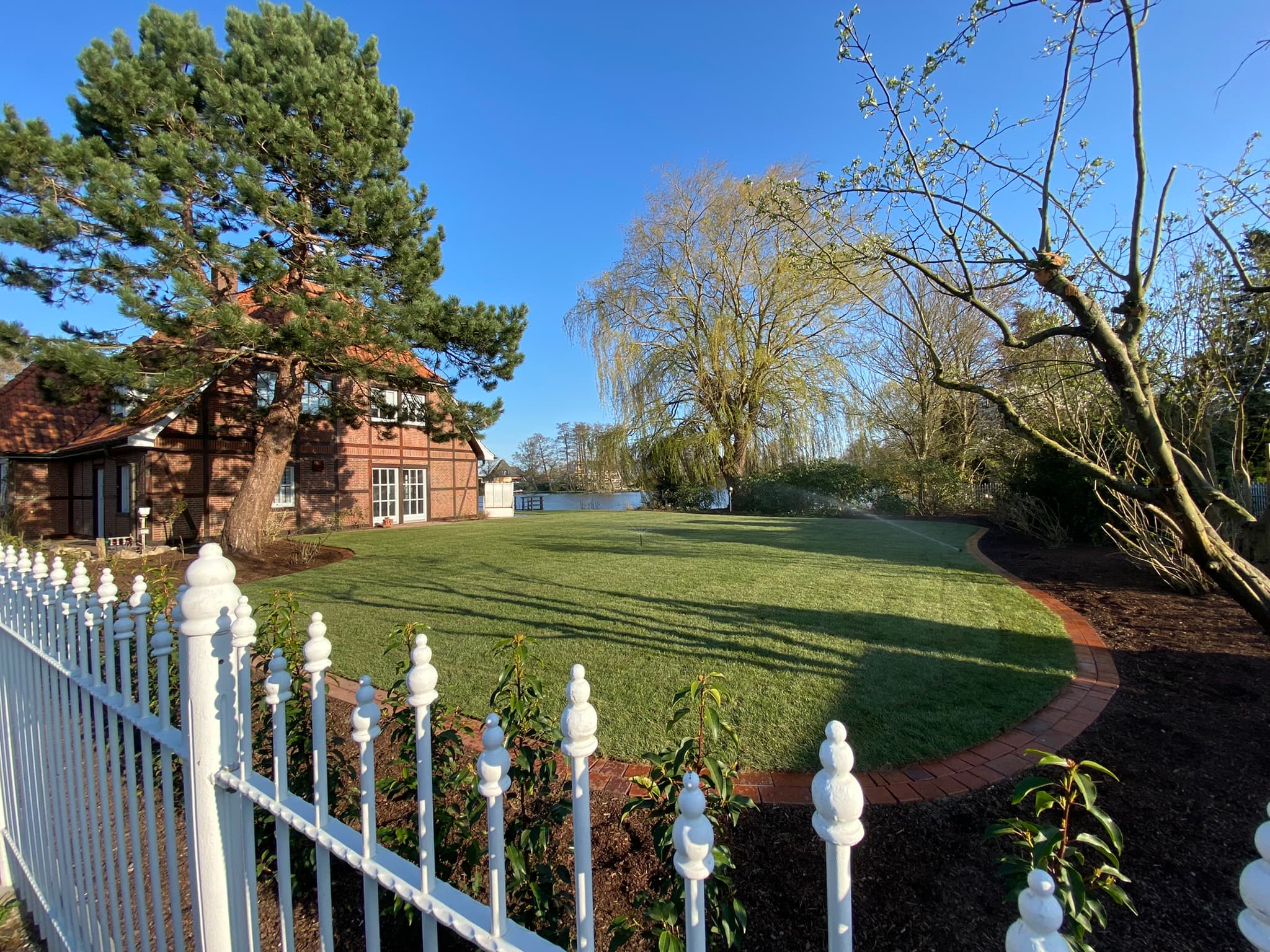 Garten des Ferienhaus Landhaus Lotten in Winsen (Luhe)