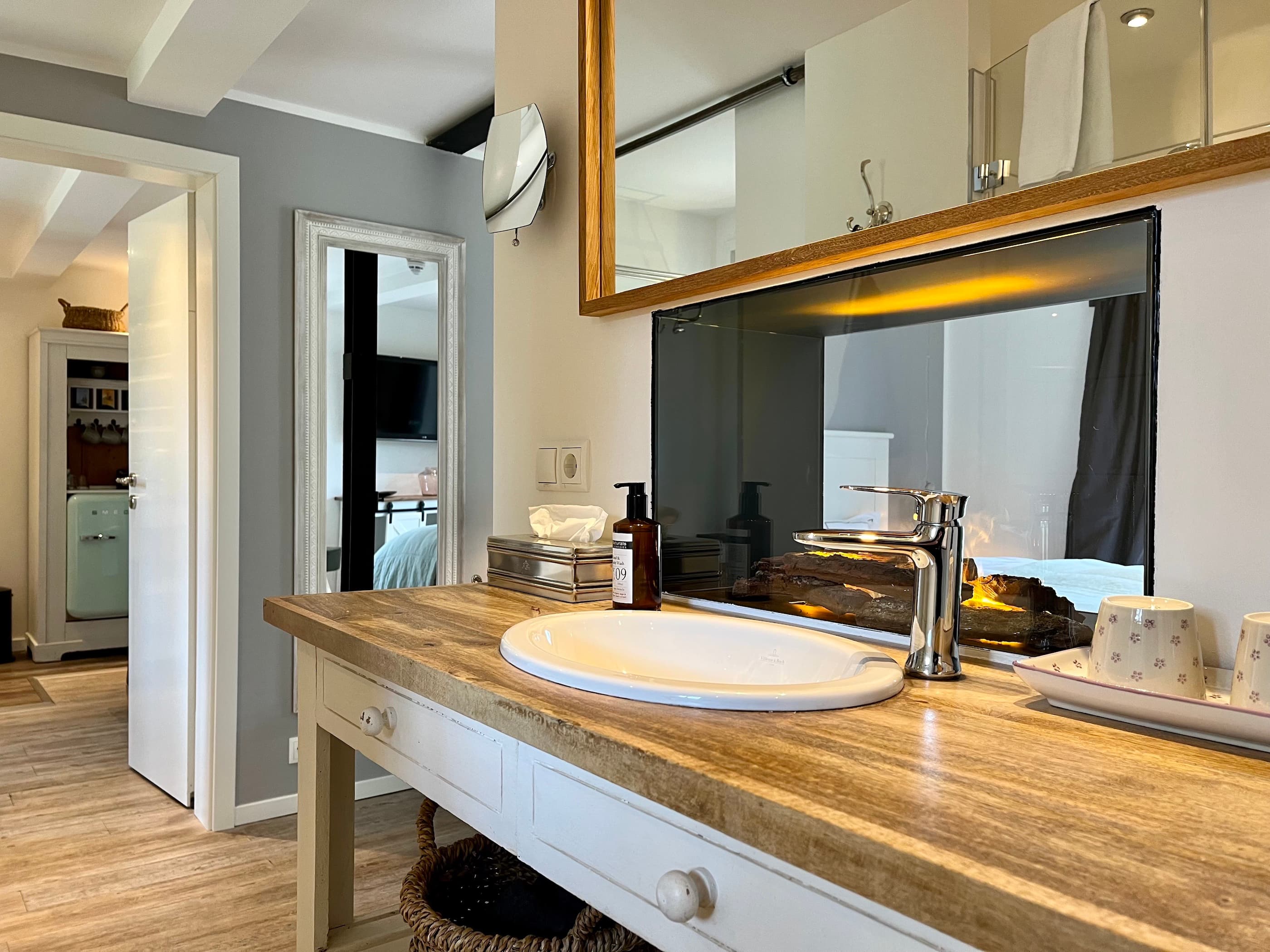 Hotel Stimbekhof mit hochwertigen ZimmernHotel Stimbekhof with high-quality roomsHotel Stimbekhof med værelser af høj kvalitetHotel Stimbekhof met kamers van hoge kwaliteit