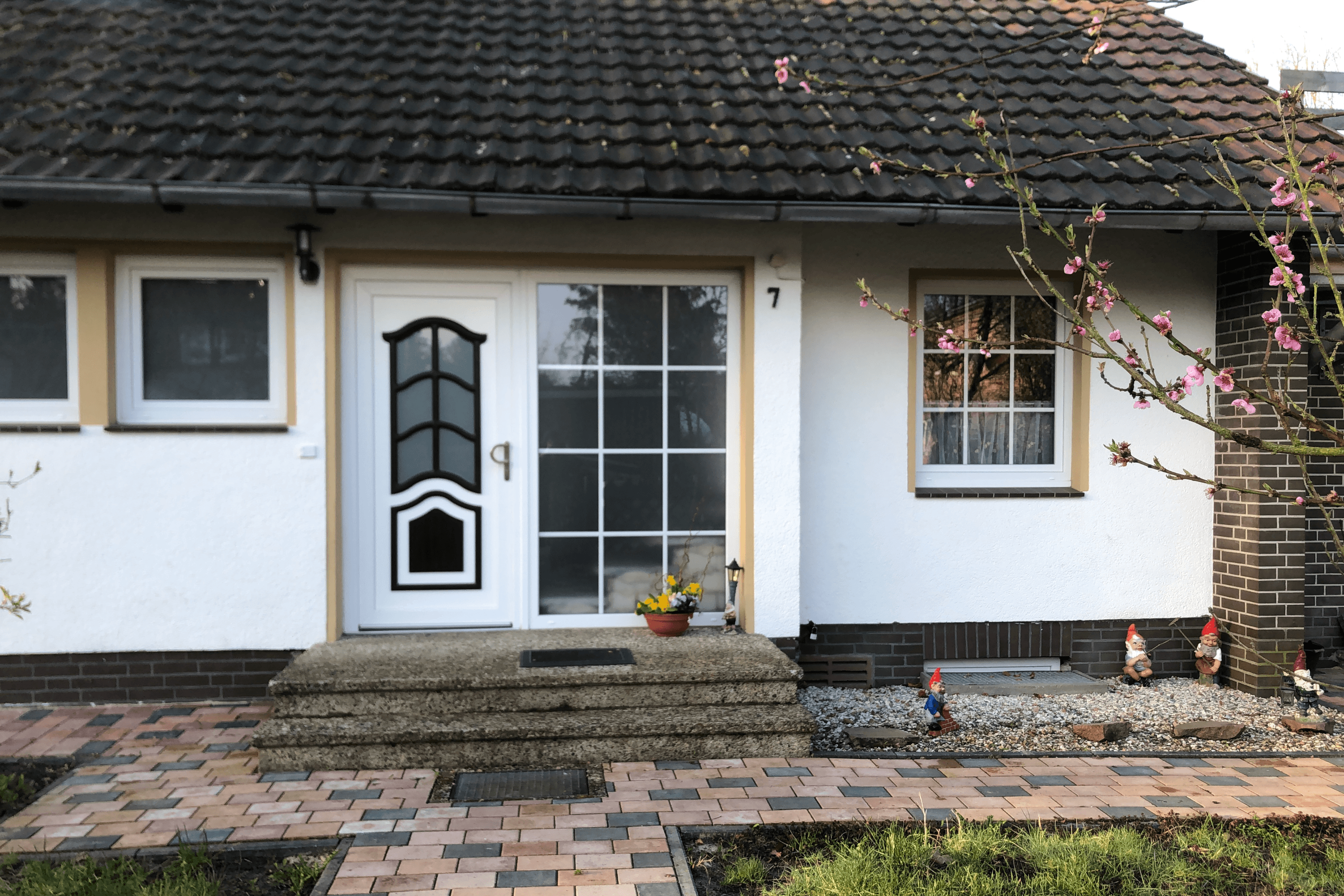 Vorderansicht vom Ferienhaus Howe Bergen