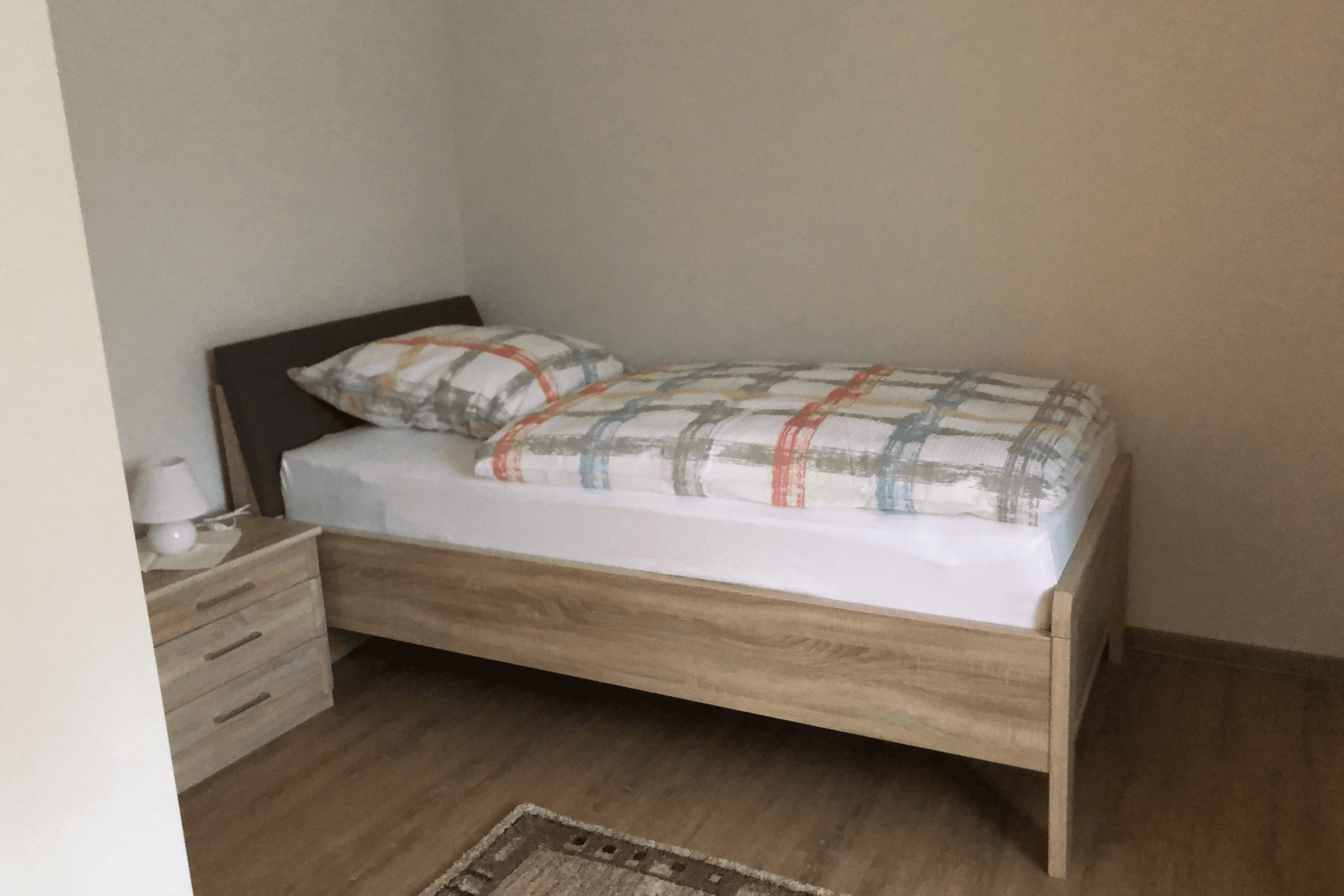 Einzelzimmer im Erdgeschoss des Ferienhaus Howe Bergen