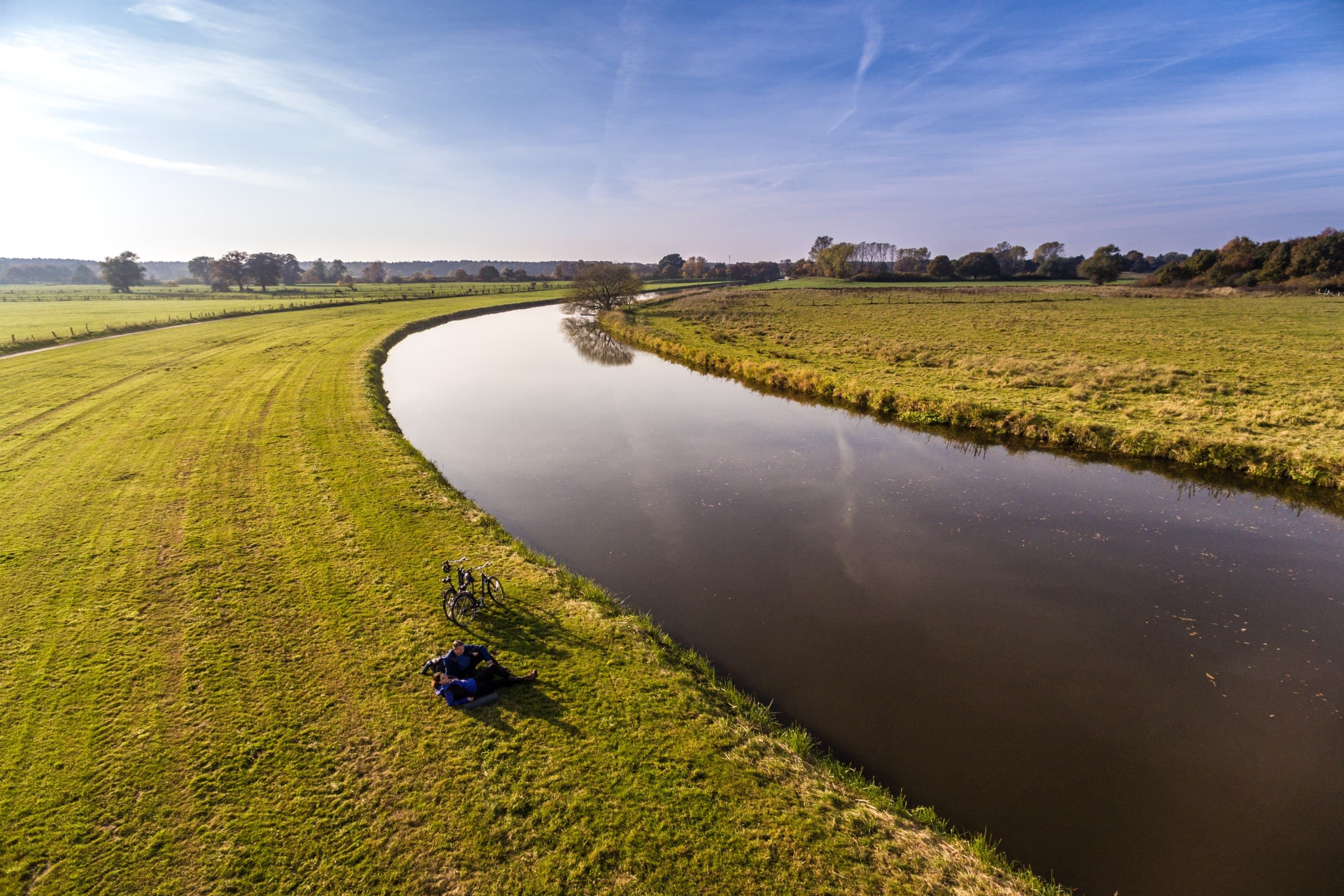 Radtour entlang der Aller im Süden der HeideCycle tour along the Aller in the south of the HeathCykeltur langs Aller i den sydlige del af hedenFietstocht langs de Aller in het zuiden van de Heide