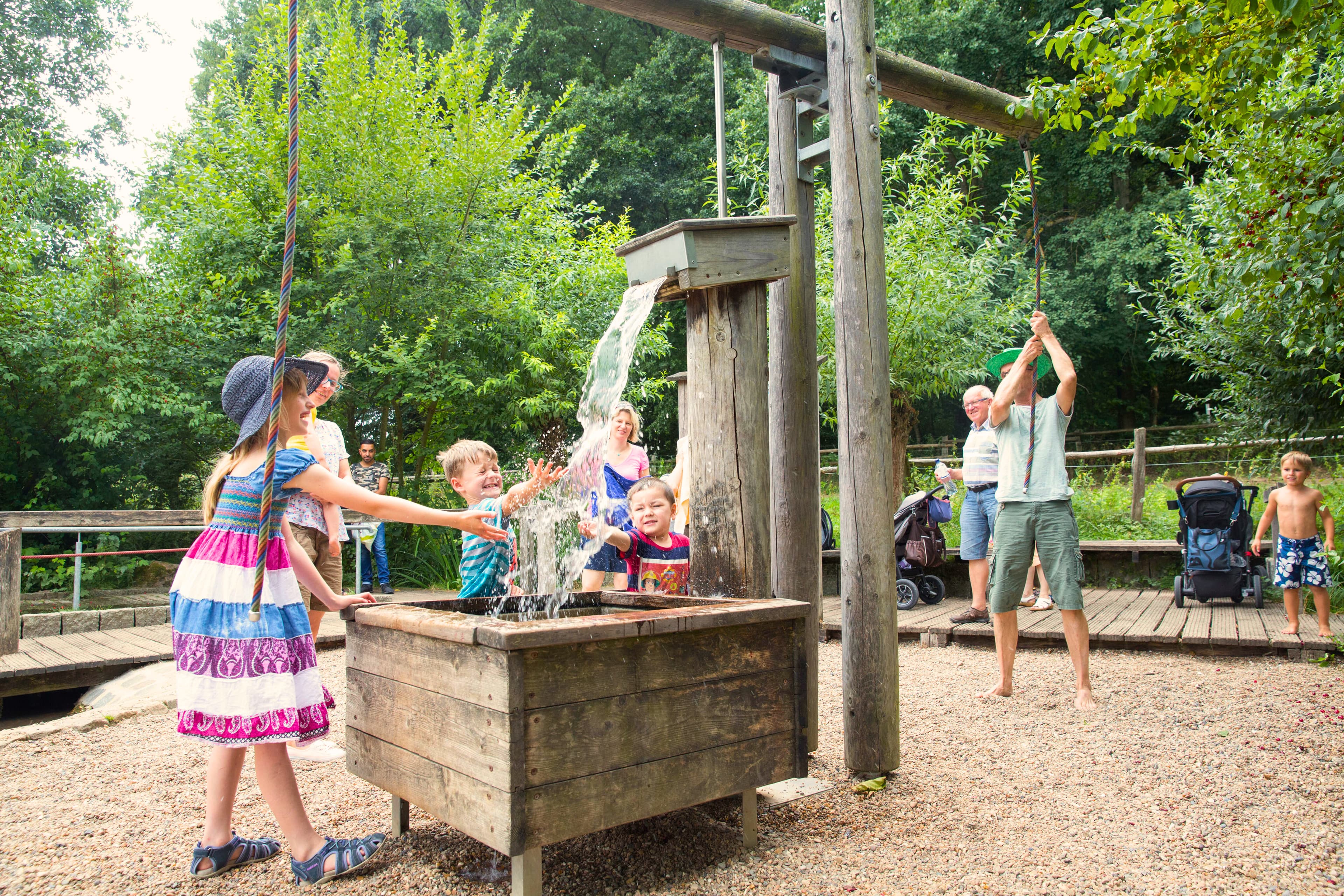 im freilicht museum kiekeberg gibt es einen wasser erlebnis pfad
