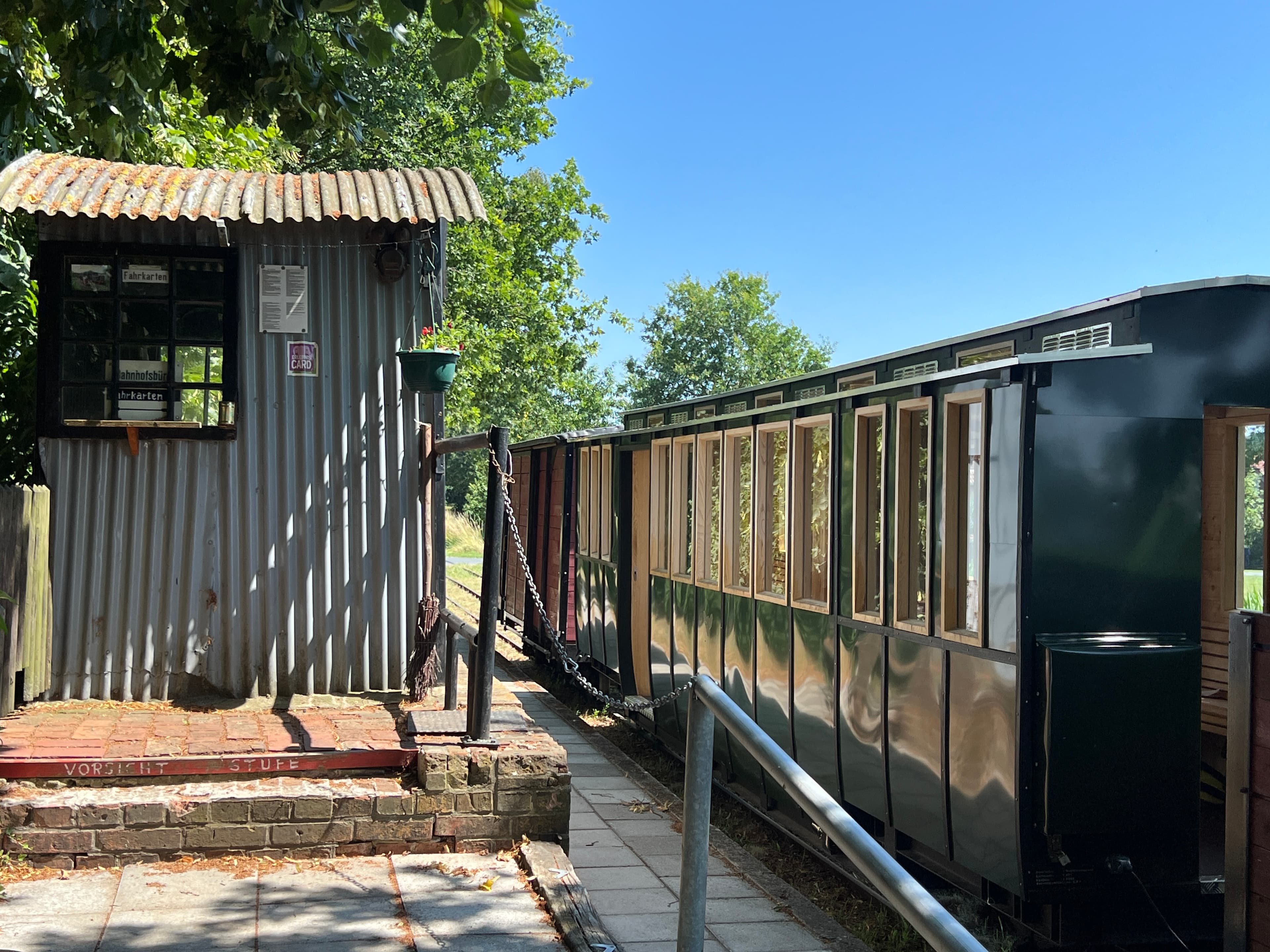 Böhmetal Kleinbahn die Schmalspurbahn in der Heide