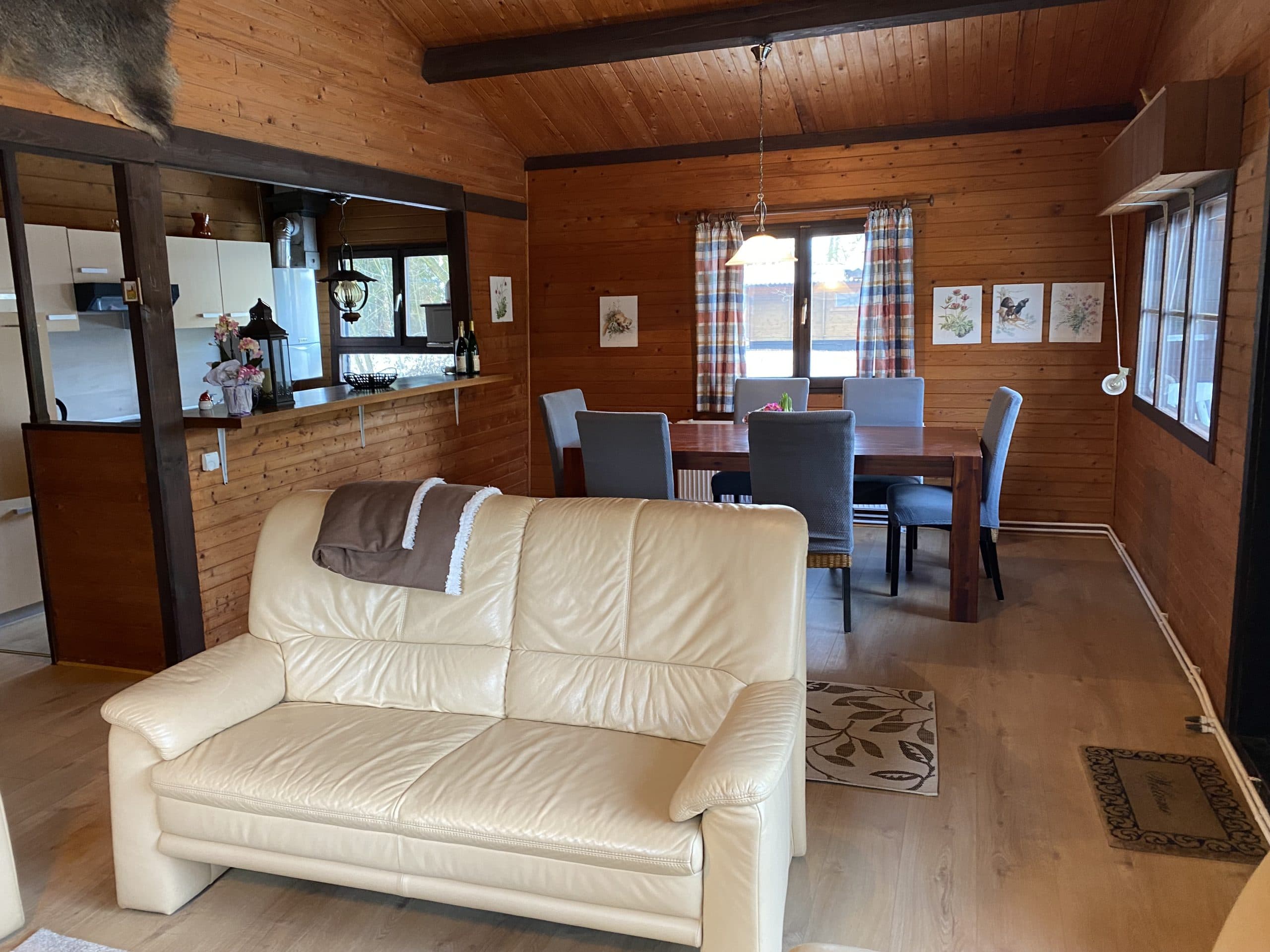 Heidegut Eschede Ferienhaus Dachsbau Sofa