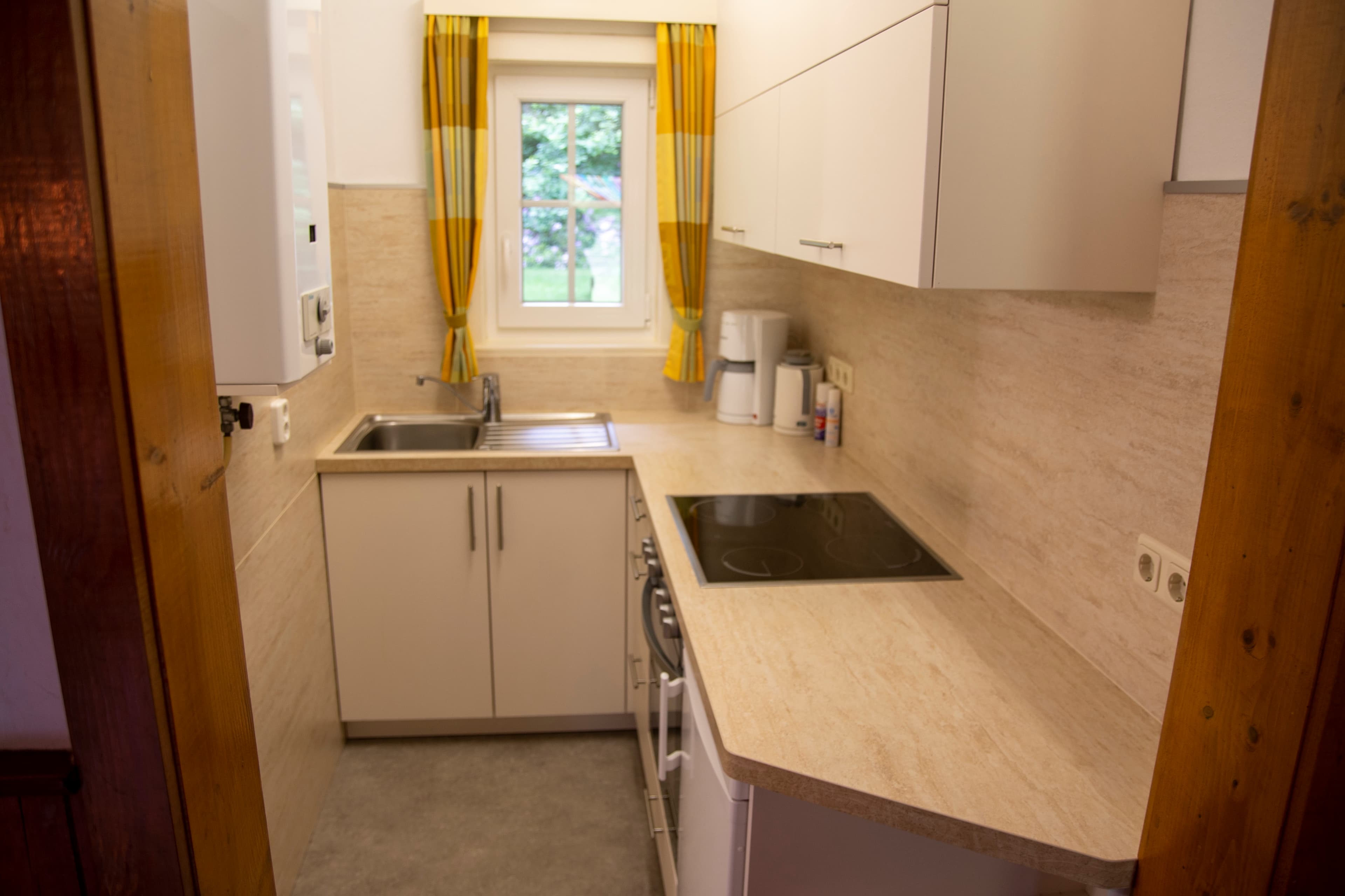 Kochbereich in der unteren Ferienwohnung auf Hof Schlüpke