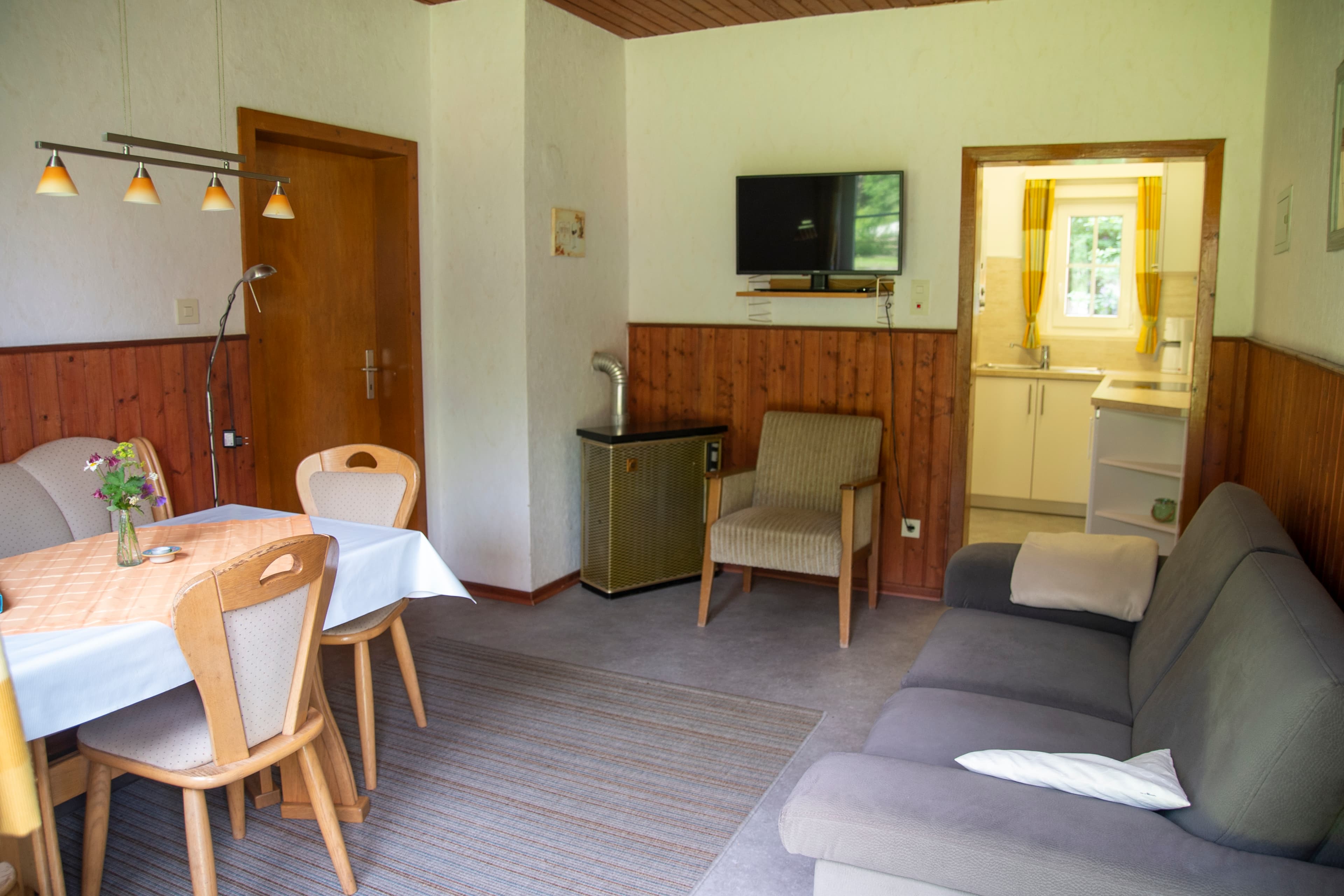 Wohnzimmer in der unteren Ferienwohnung auf Hof Schlüpke in Hermannsburg