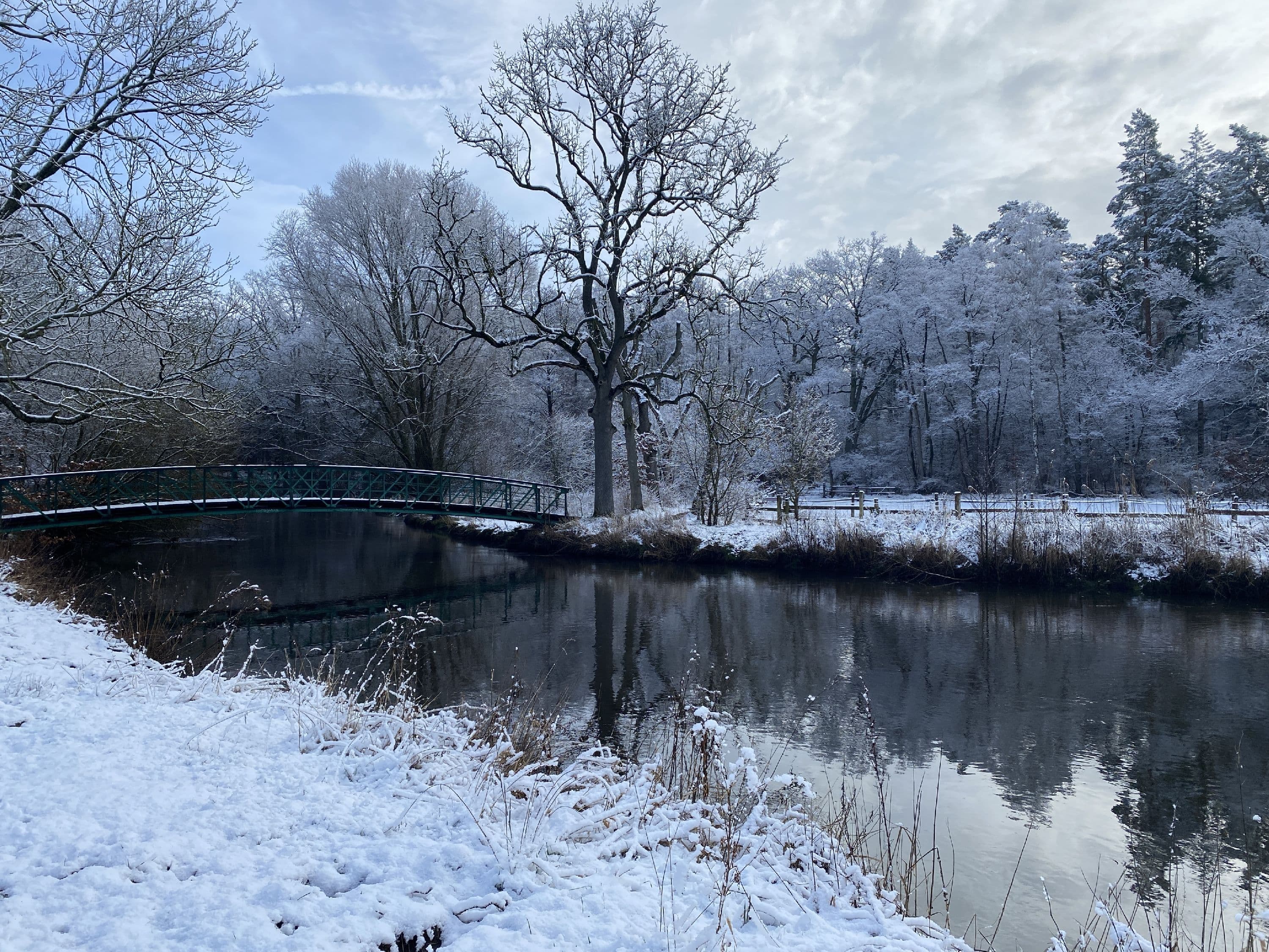 Schnee an der Teufelsbrücke