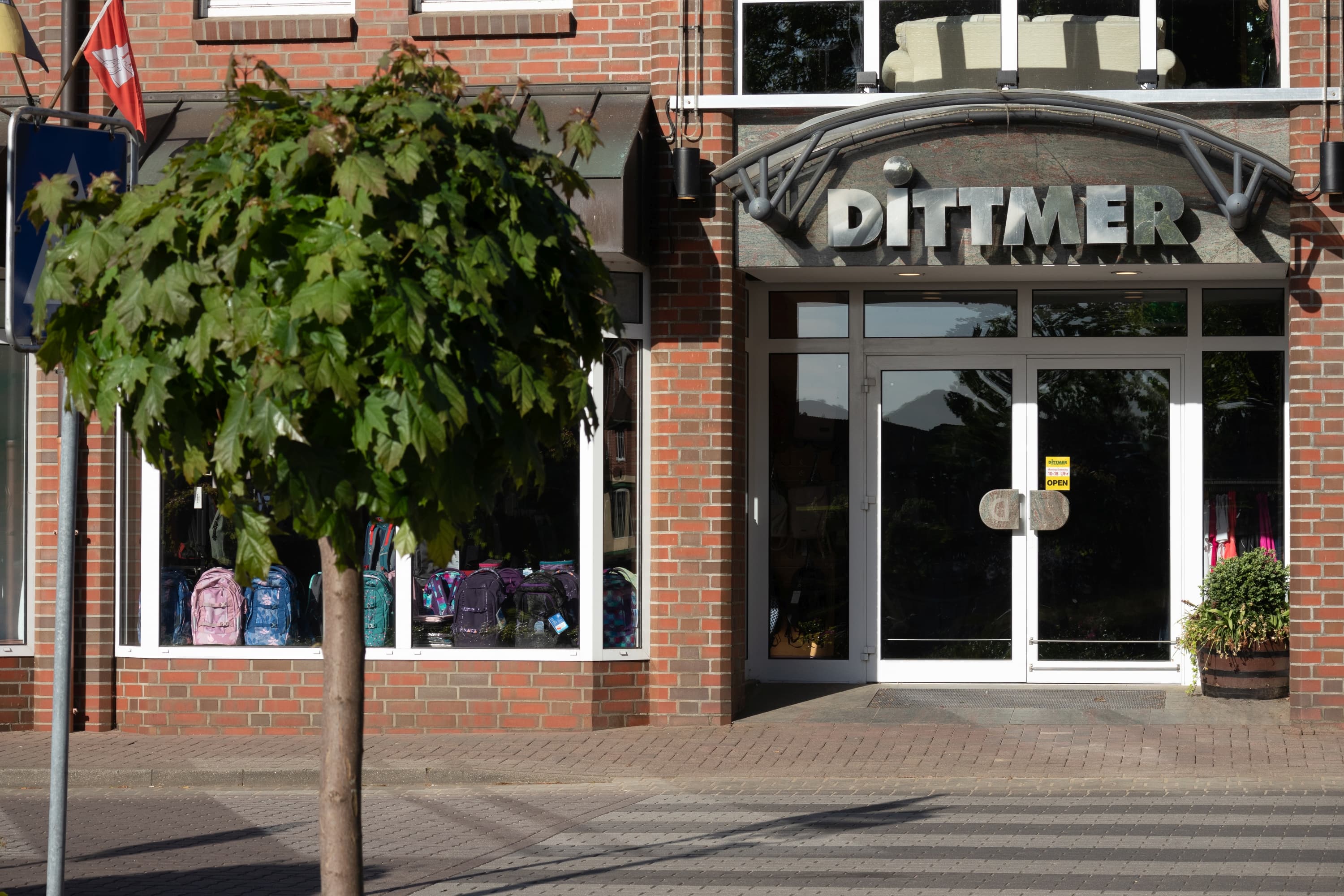 Eingang Kaufhaus Dittmer in Hanstedt | Lüneburger Heide