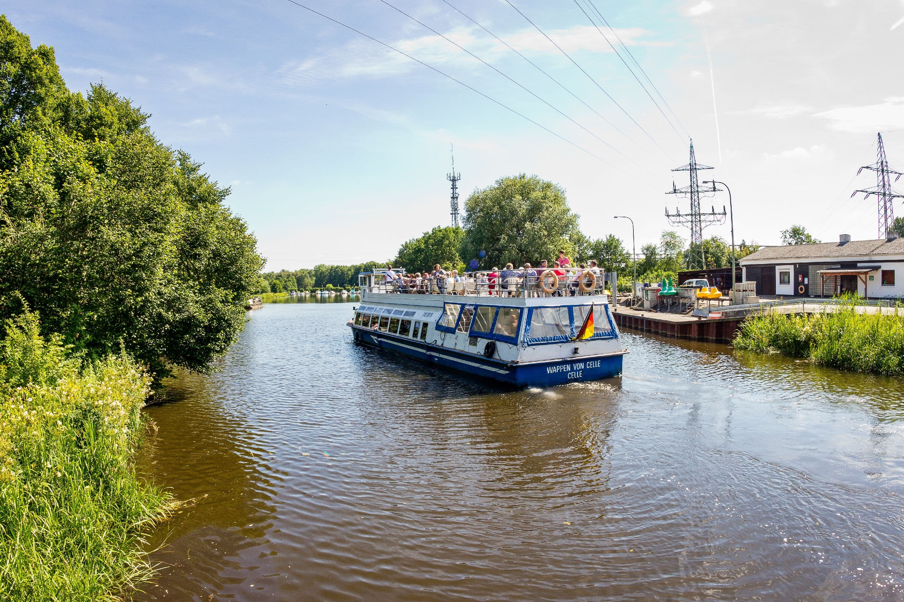 Schiffsreise mit dem Fahrtgastschiff durch die Lüneburger Heide