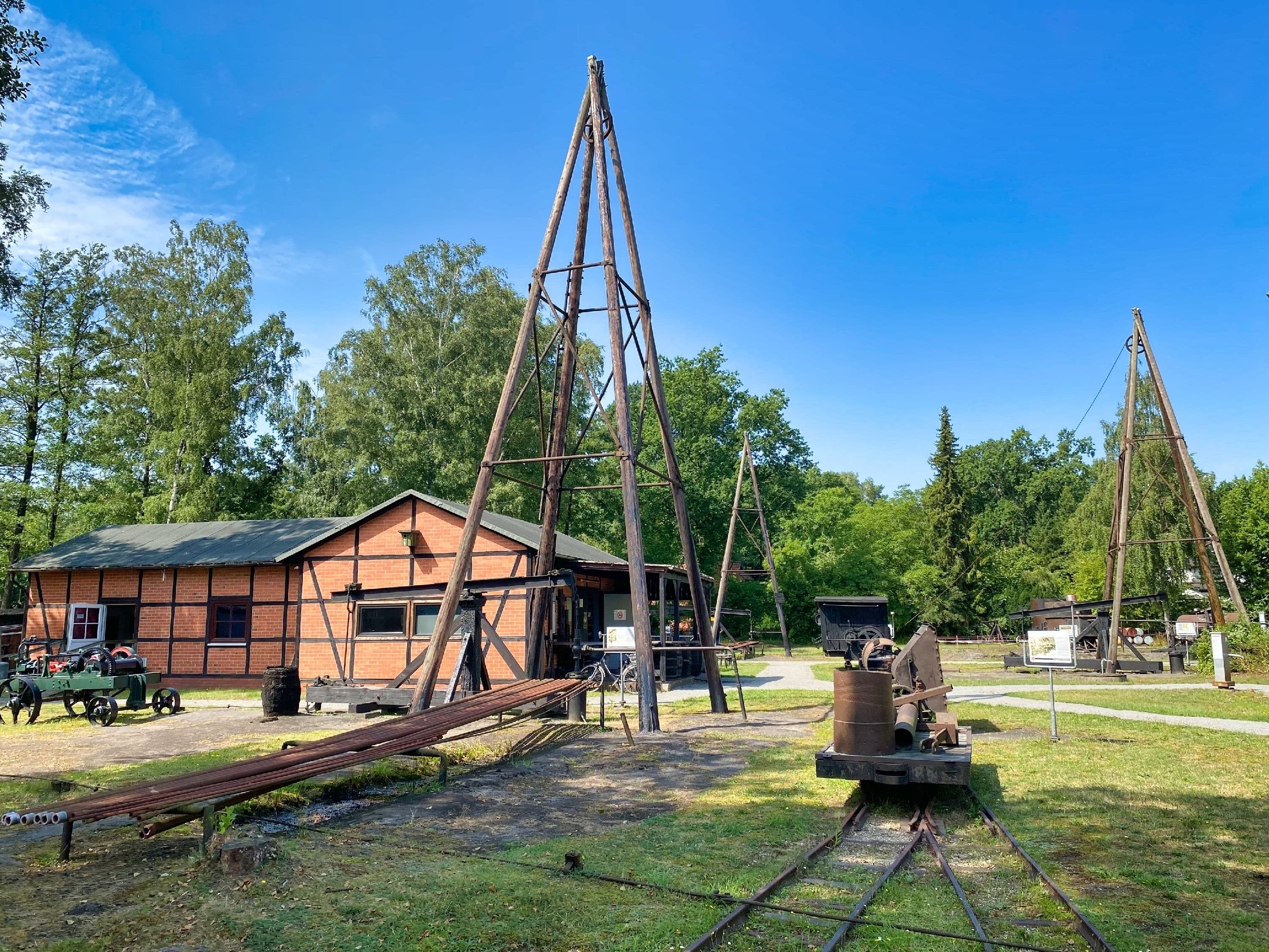 Historische Bohrtürme auf dem ehemaligen Ölfeld in Wietze