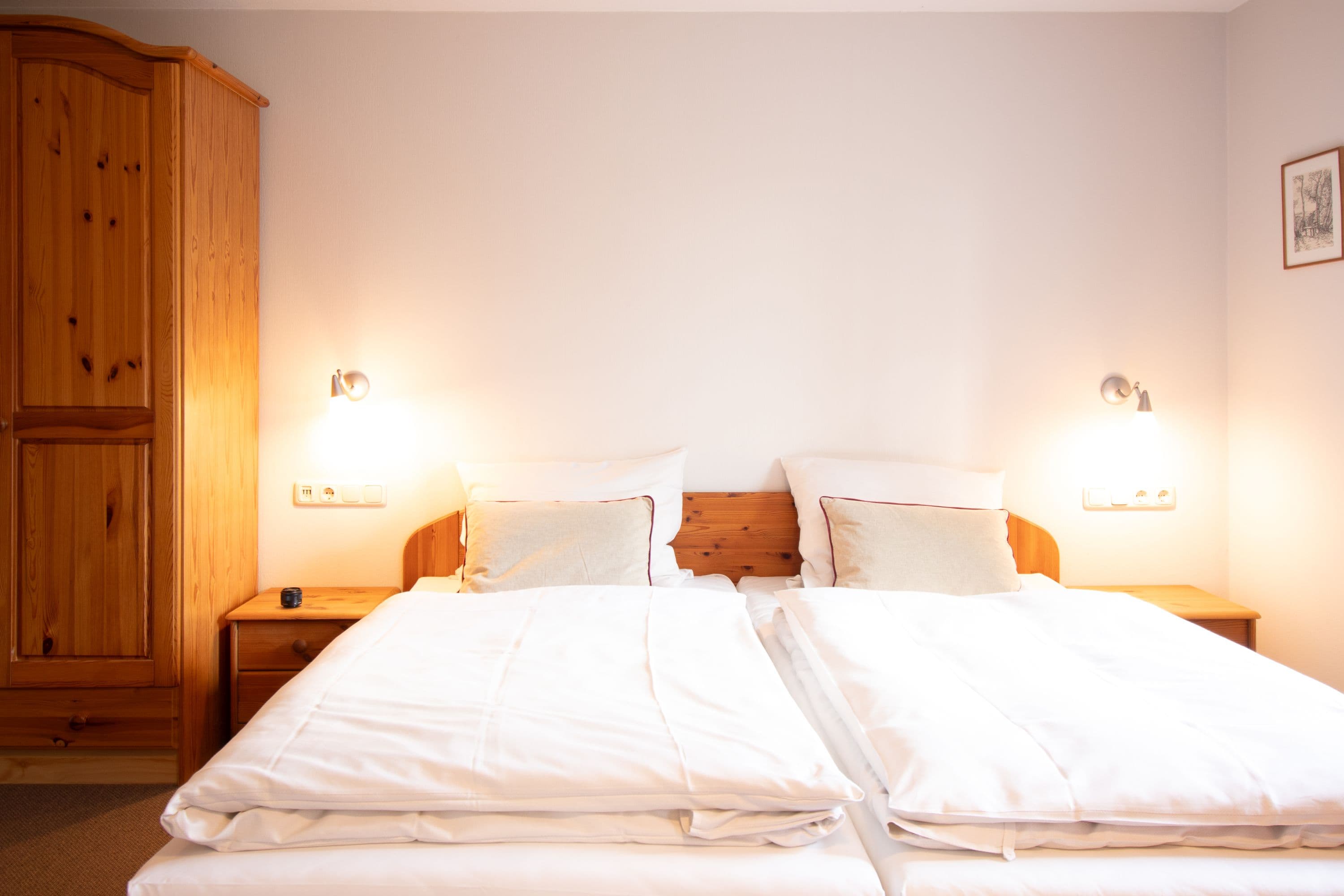 Gemütliches Doppelbett im Haus Otte