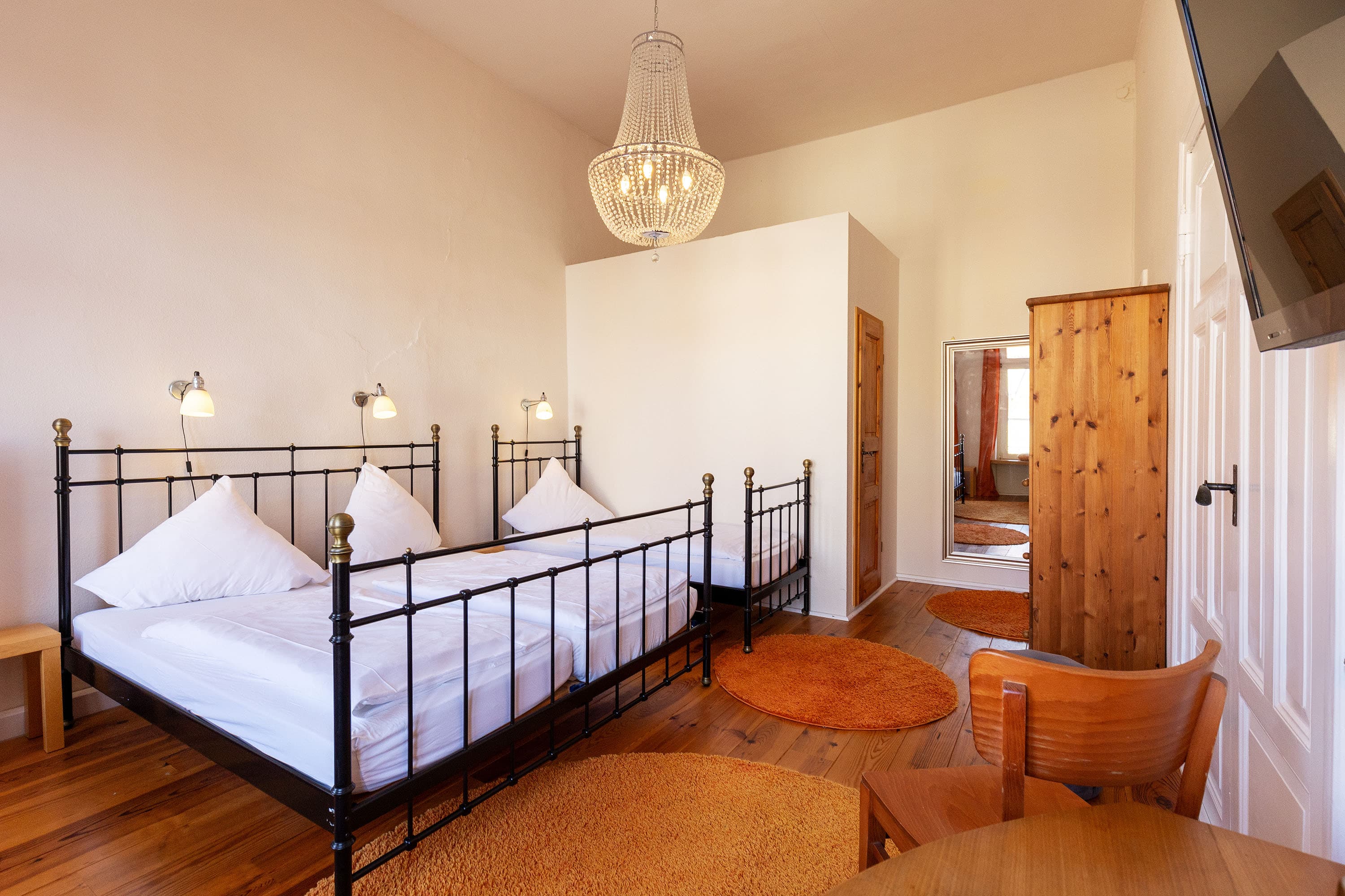 Stadthaus Hotel Lüneburg Dreibettzimmer Stadturlaub Urlaub online buchen