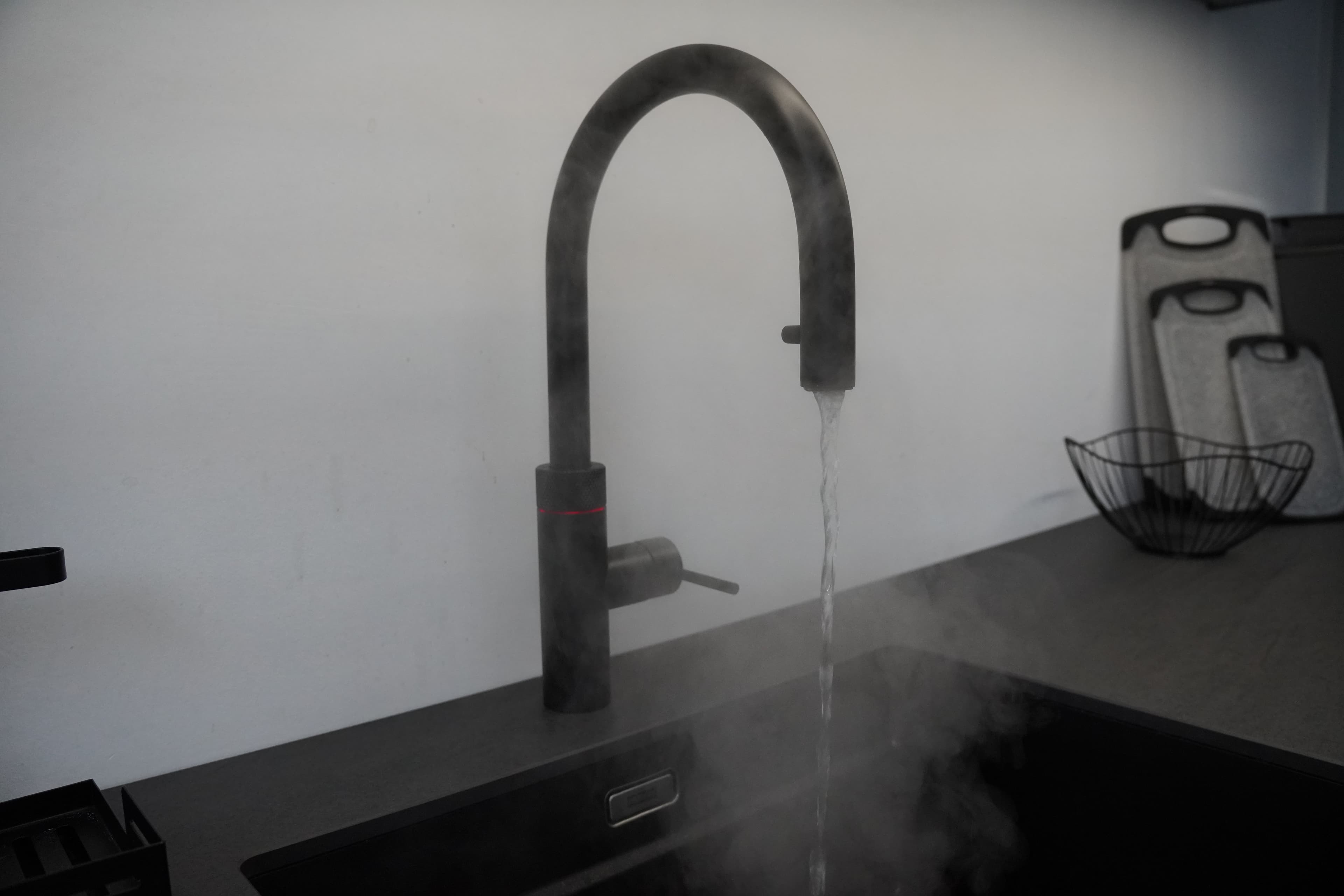 Küche mit Quooker Luxus Ferienhaus Westergellersen