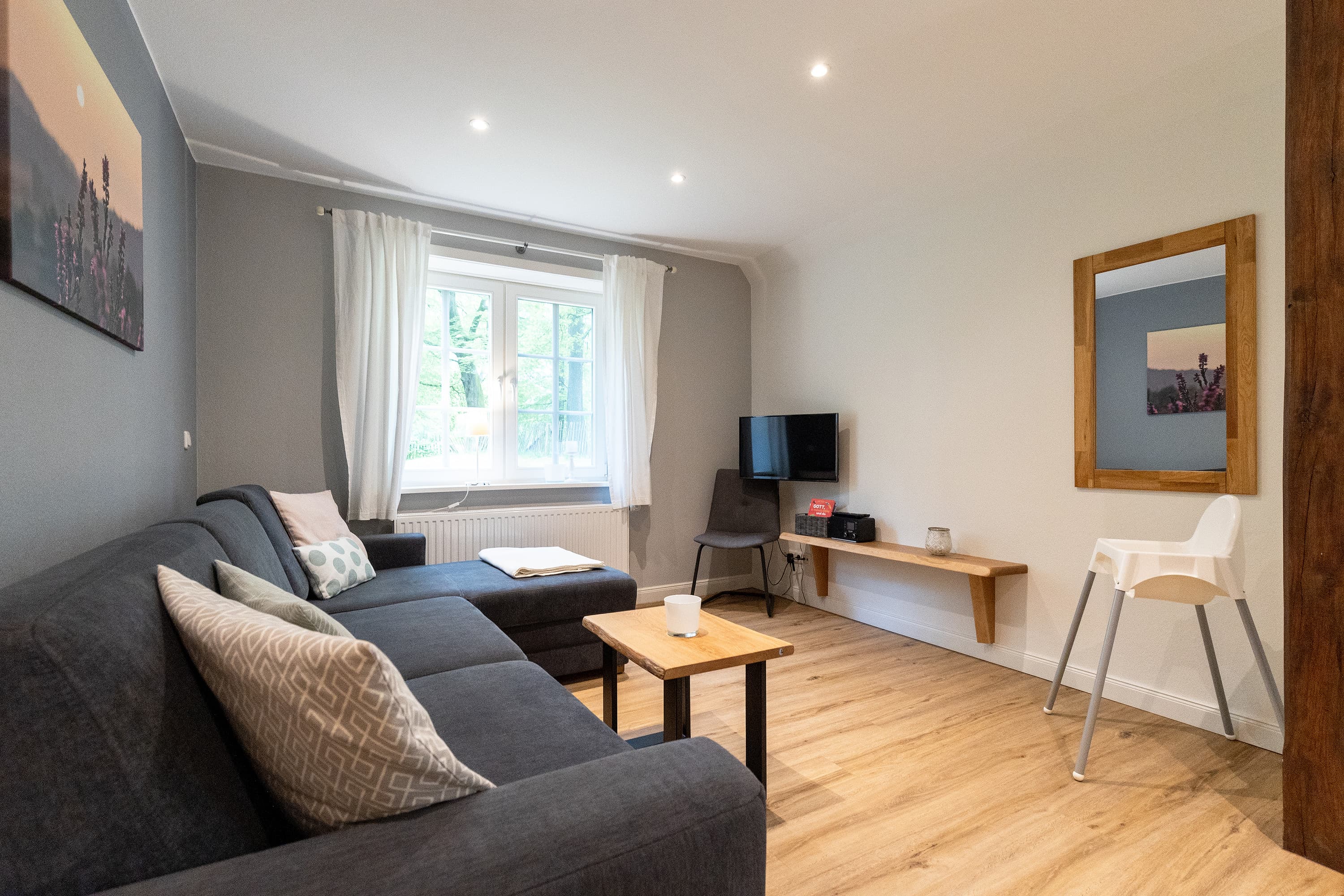 Wohnbereich in der Ferienwohnung Heidbrick auf dem Hof Bockelmann in Bispingen Lüneburger Heide