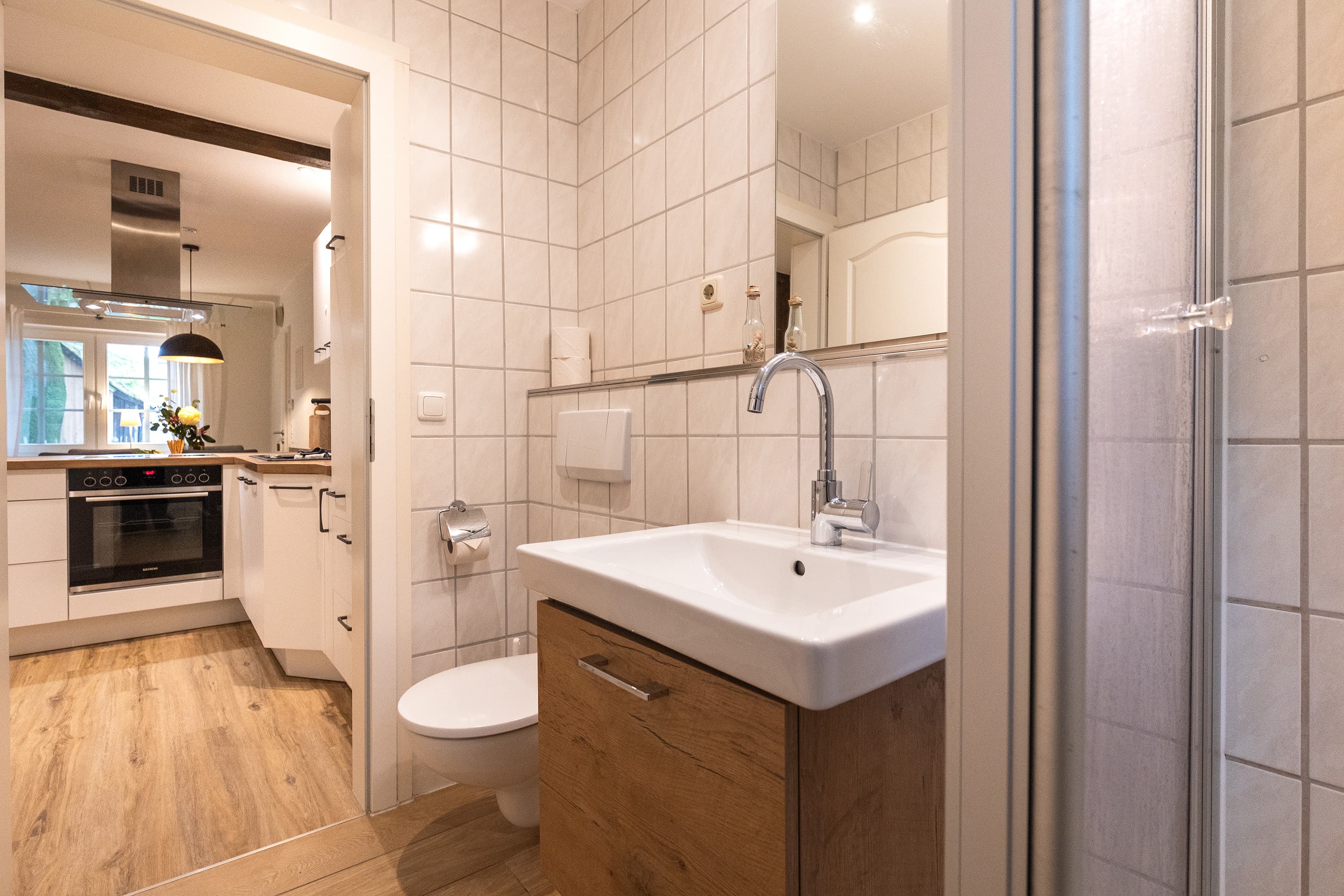 Badezimmer in der Ferienwohnung Heidbrick auf dem Hof Bockelmann in Bispingen Lüneburger Heide