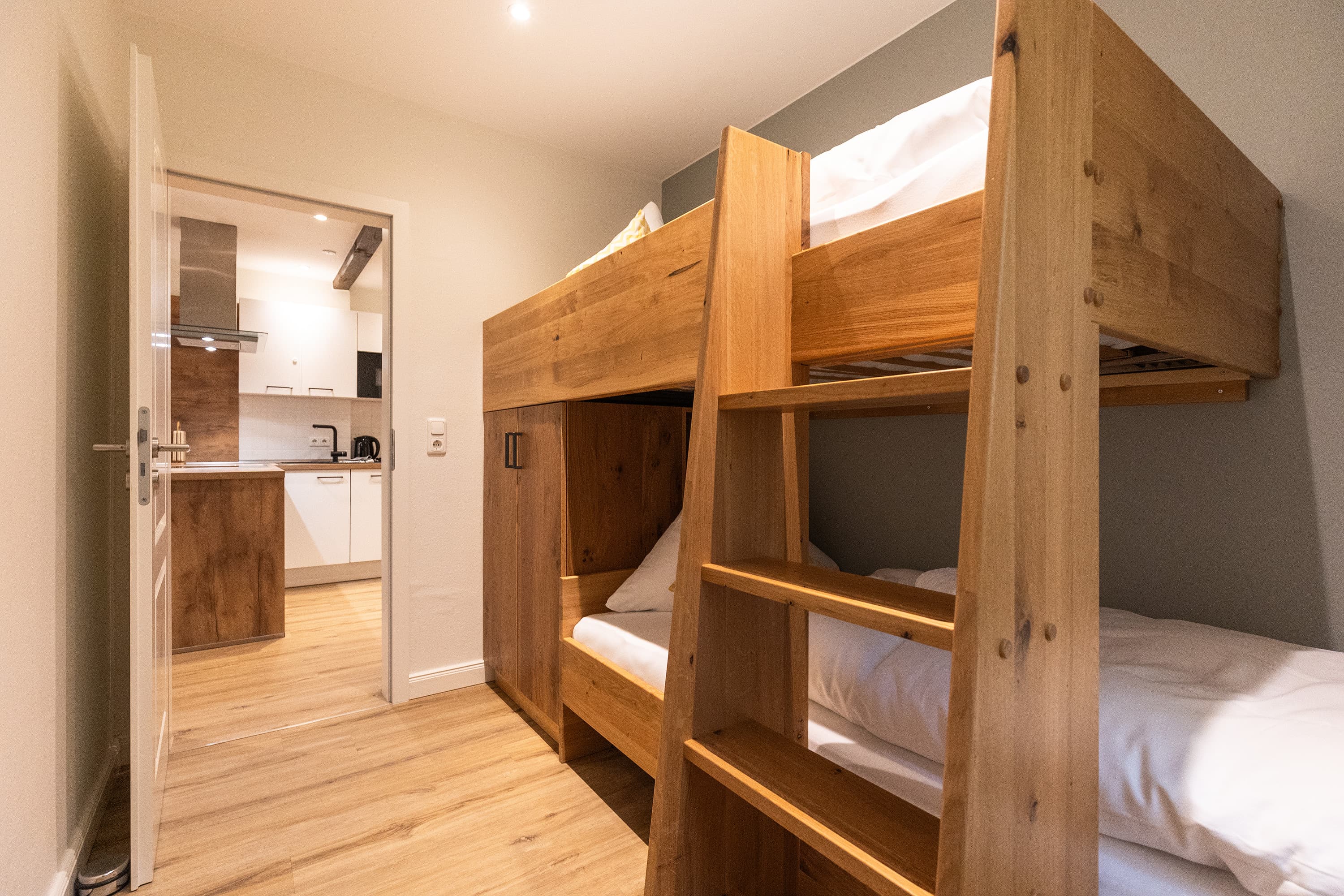 Hochbett in der Ferienwohnung Heidbrick auf dem Hof Bockelmann in Bispingen Lüneburger Heide