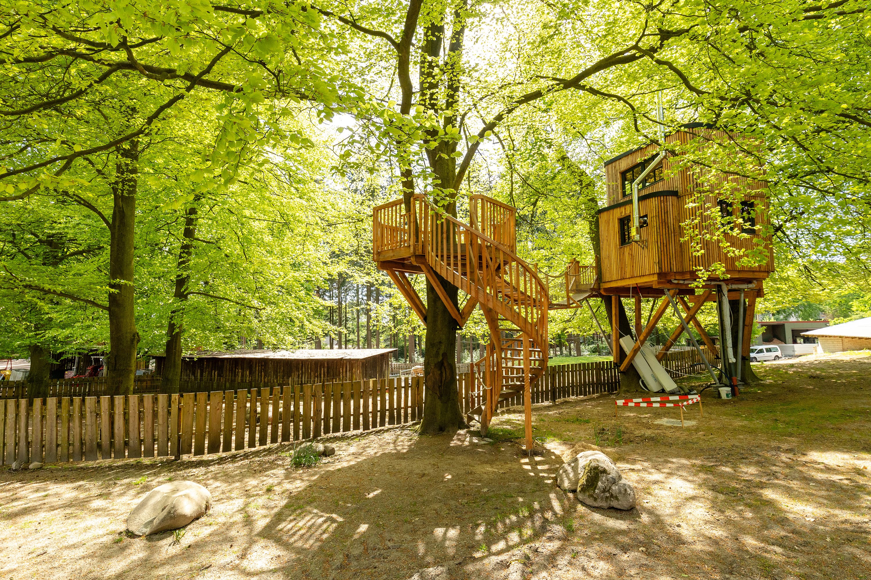 Baumhaus auf dem Hof Bockelmann in Bispingen Lüneburger Heide