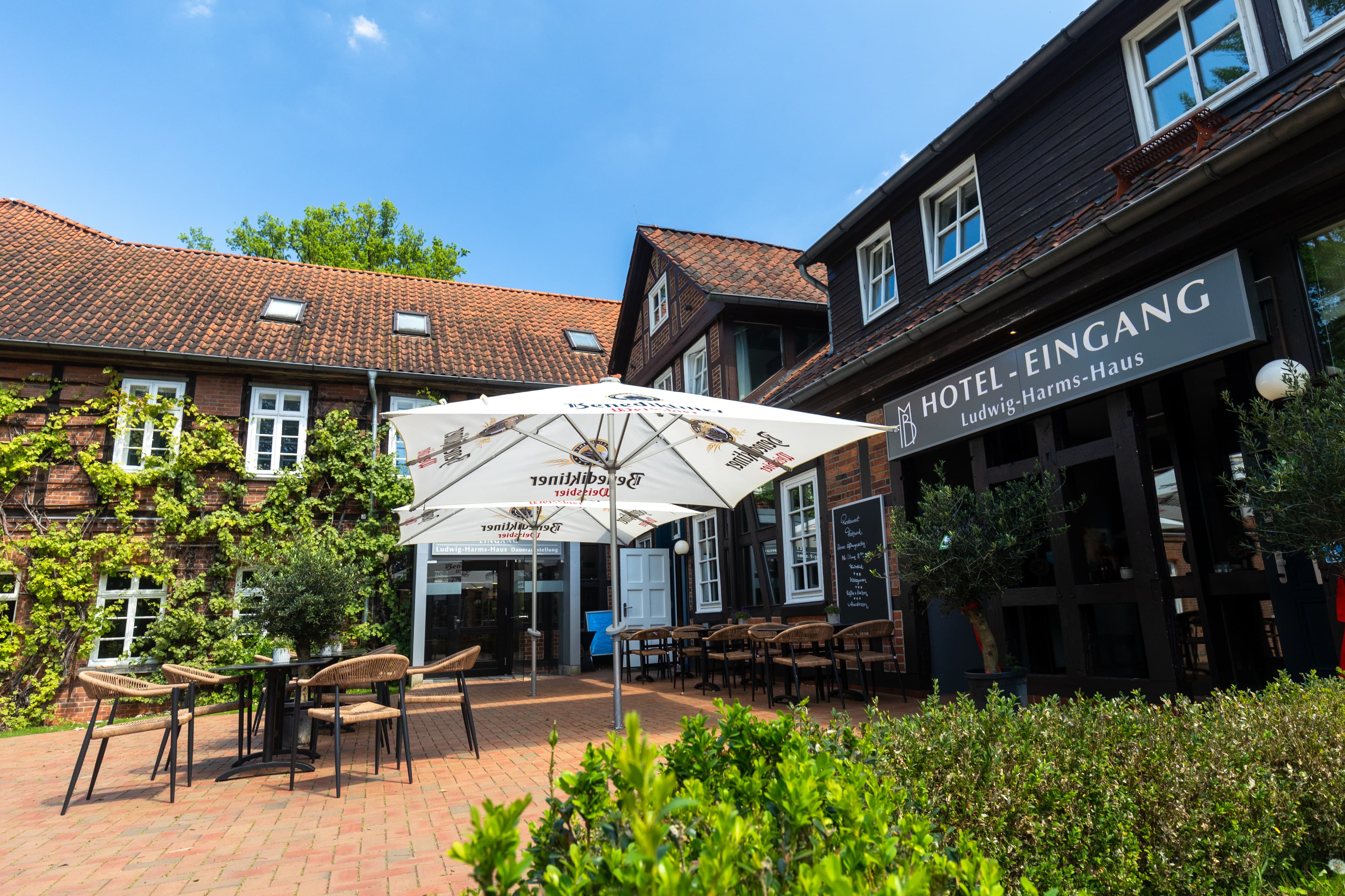 Eingang Ludwig-Harms-Haus Hotel & Restaurant Hermannsburg
