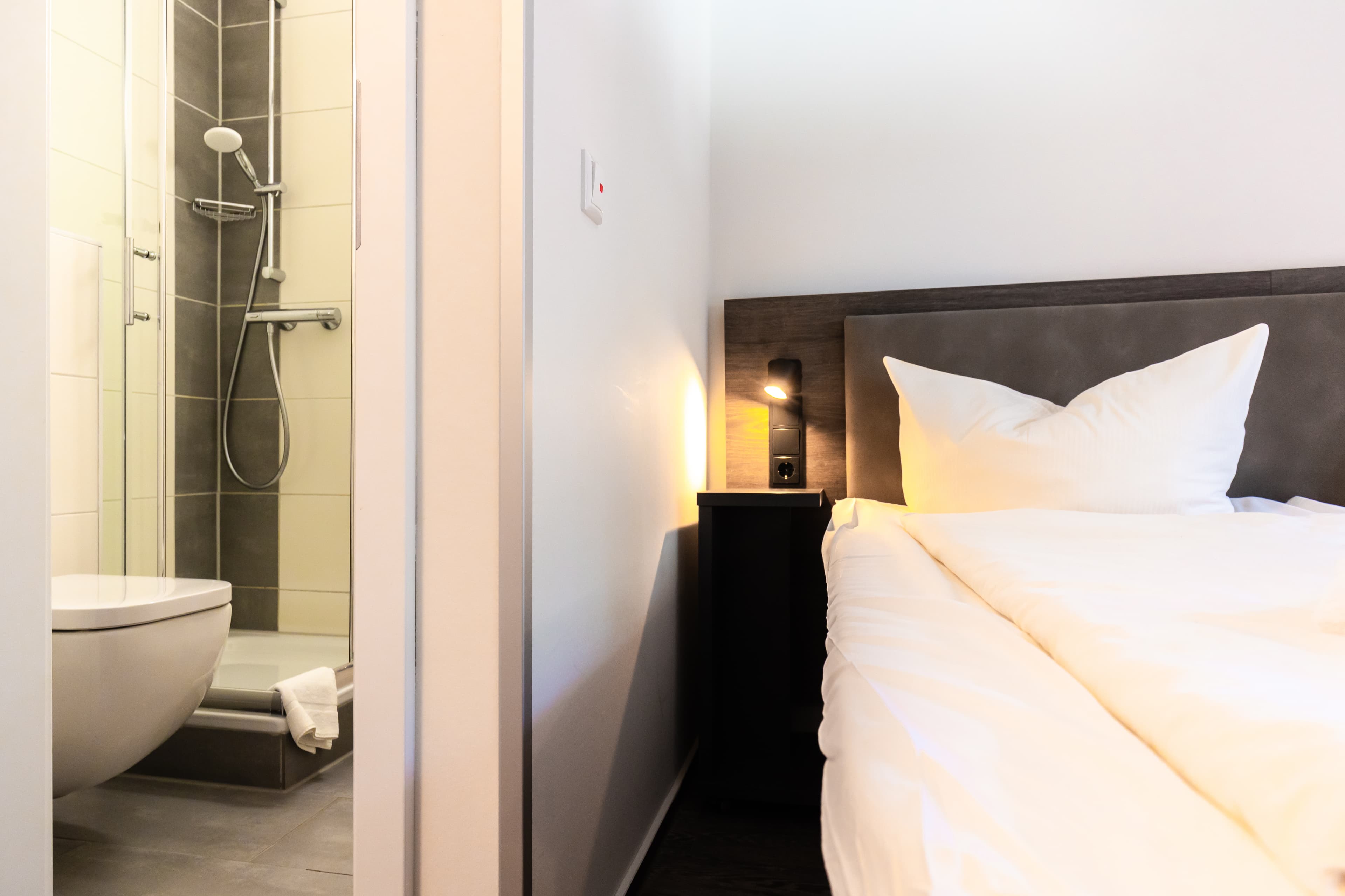 Doppelzimmer Badezimmer im Ludwig-Harms-Haus Hotel & Restaurant in Hermannsburg