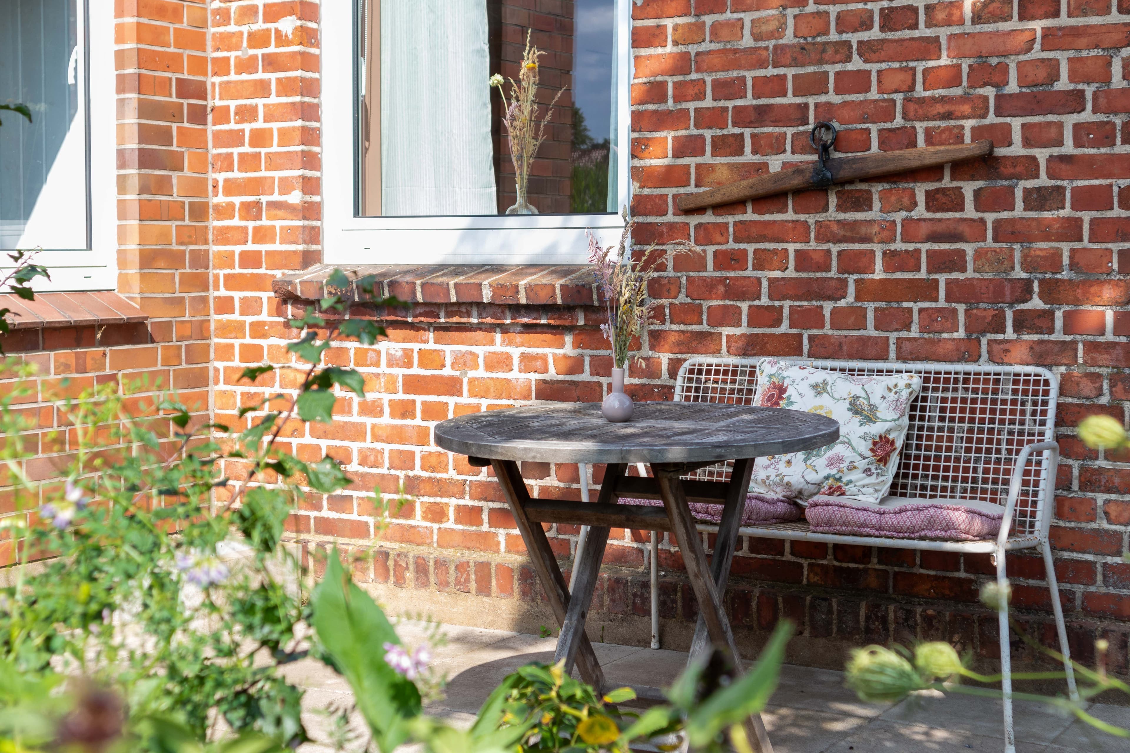 Bank in der Ferienwohnung Stellah in der Lüneburger Heide