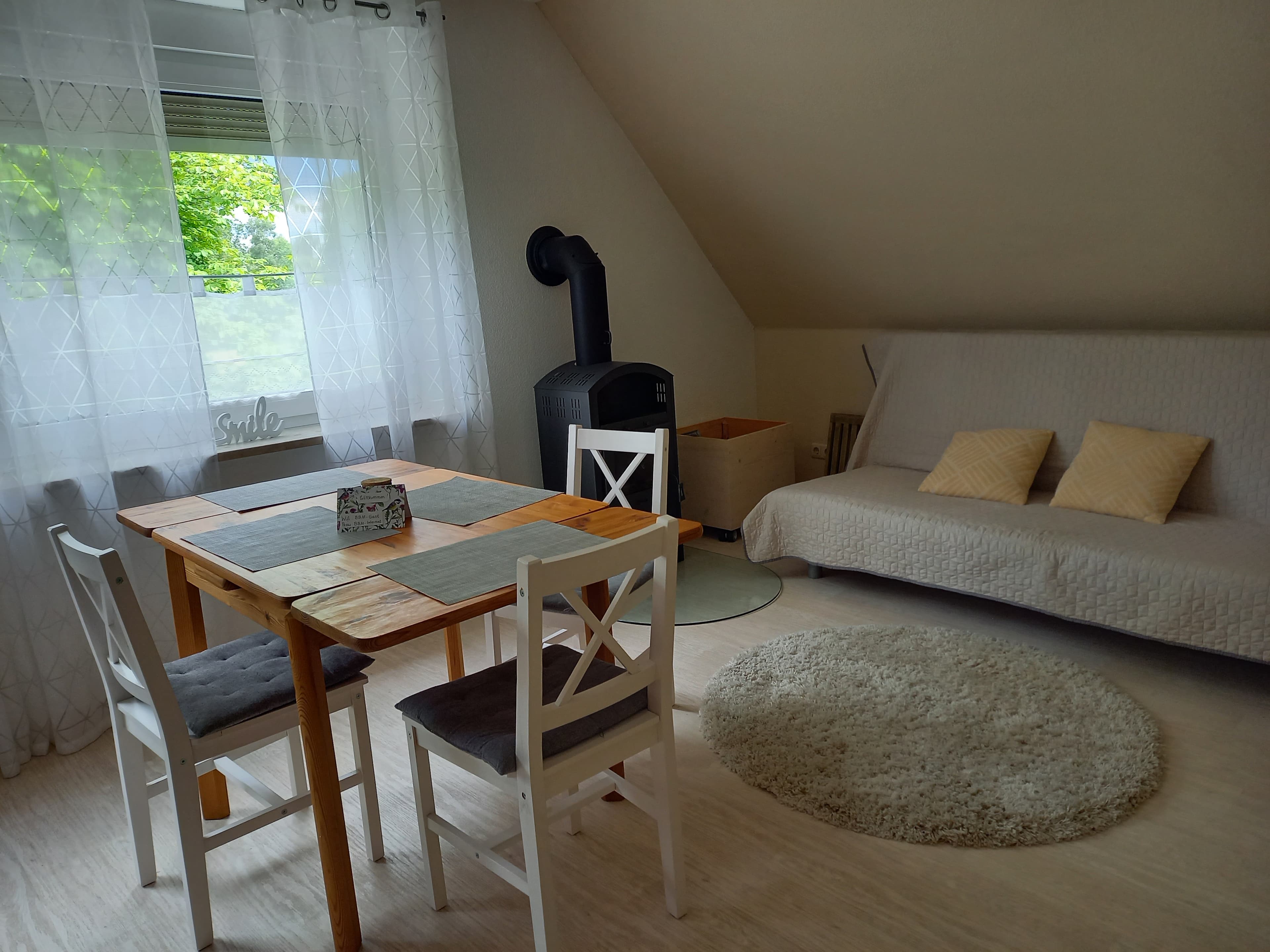 Wohnzimmer in der Ferienwohnung Backebergsmühle in Hermannsburg