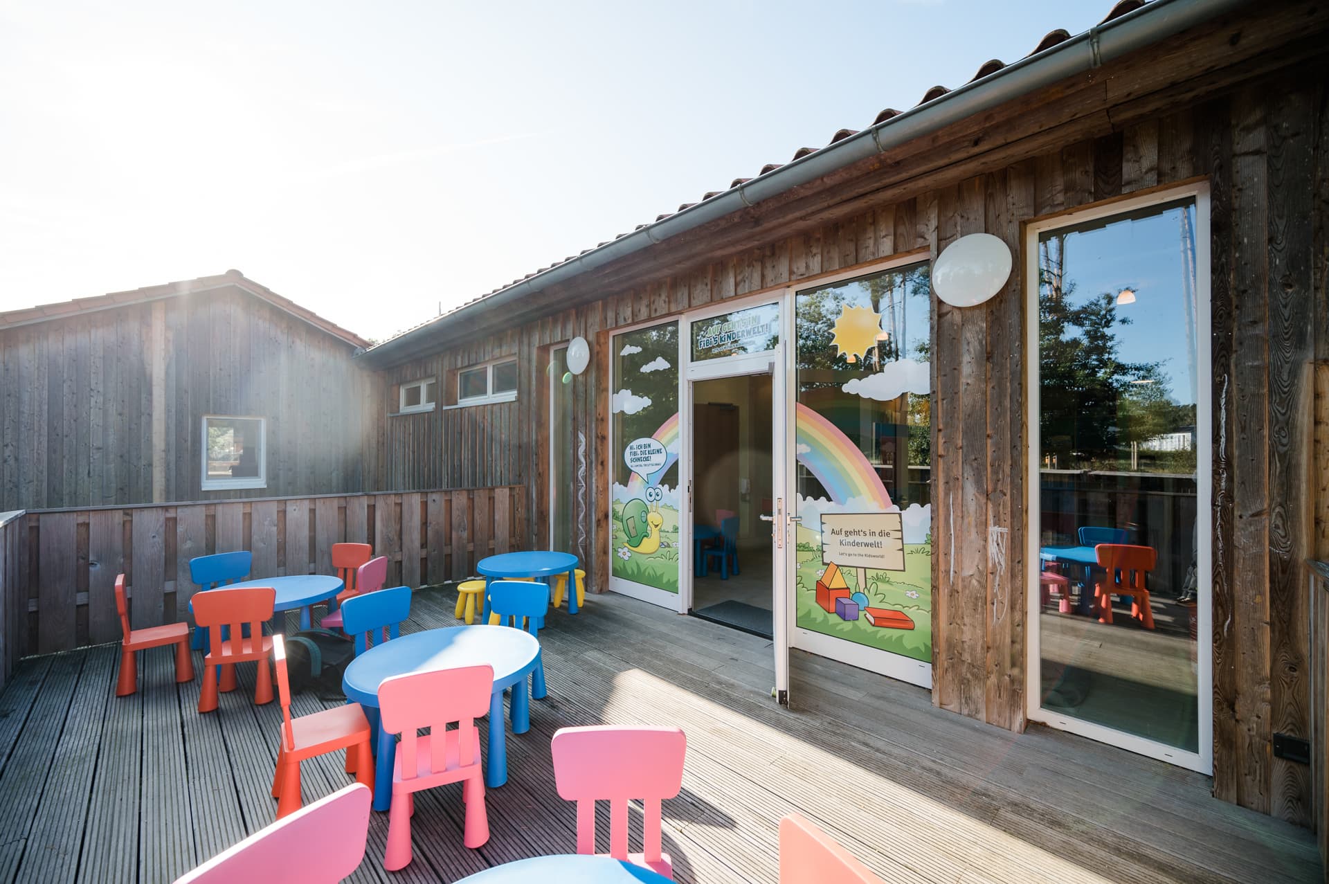 Fibis Spielzimmer, Indoor Spielbereich auf dem Campingpark SüdheideFibi's playroom, indoor play area at the Südheide camping parkFibis legerum, indendørs legeområde på Südheide campingparkFibi's speelkamer, binnenspeeltuin op campingpark Südheide