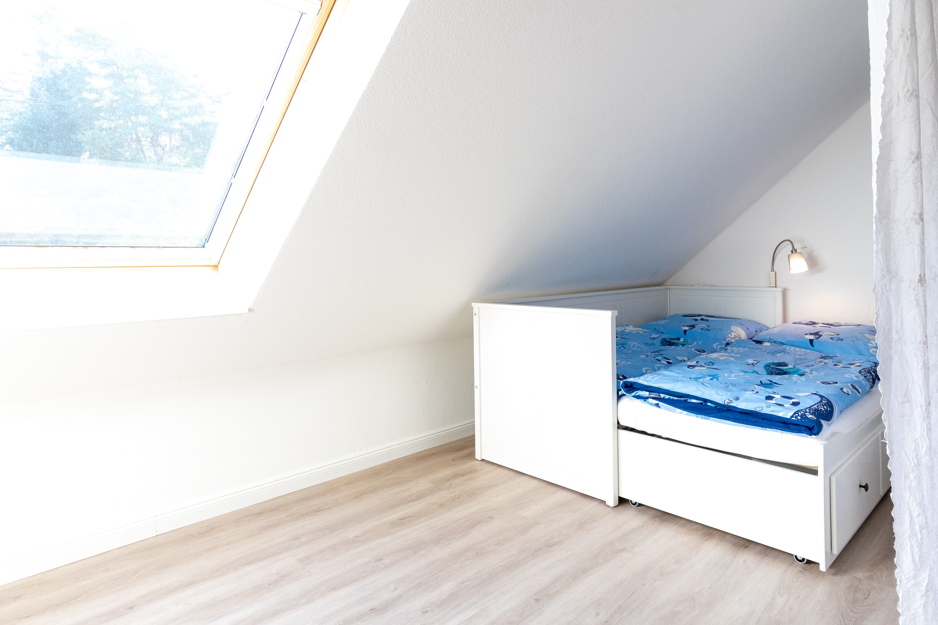 Ferienhaus LandMeer in Garlstorf Schlafzimmer 2. Bett