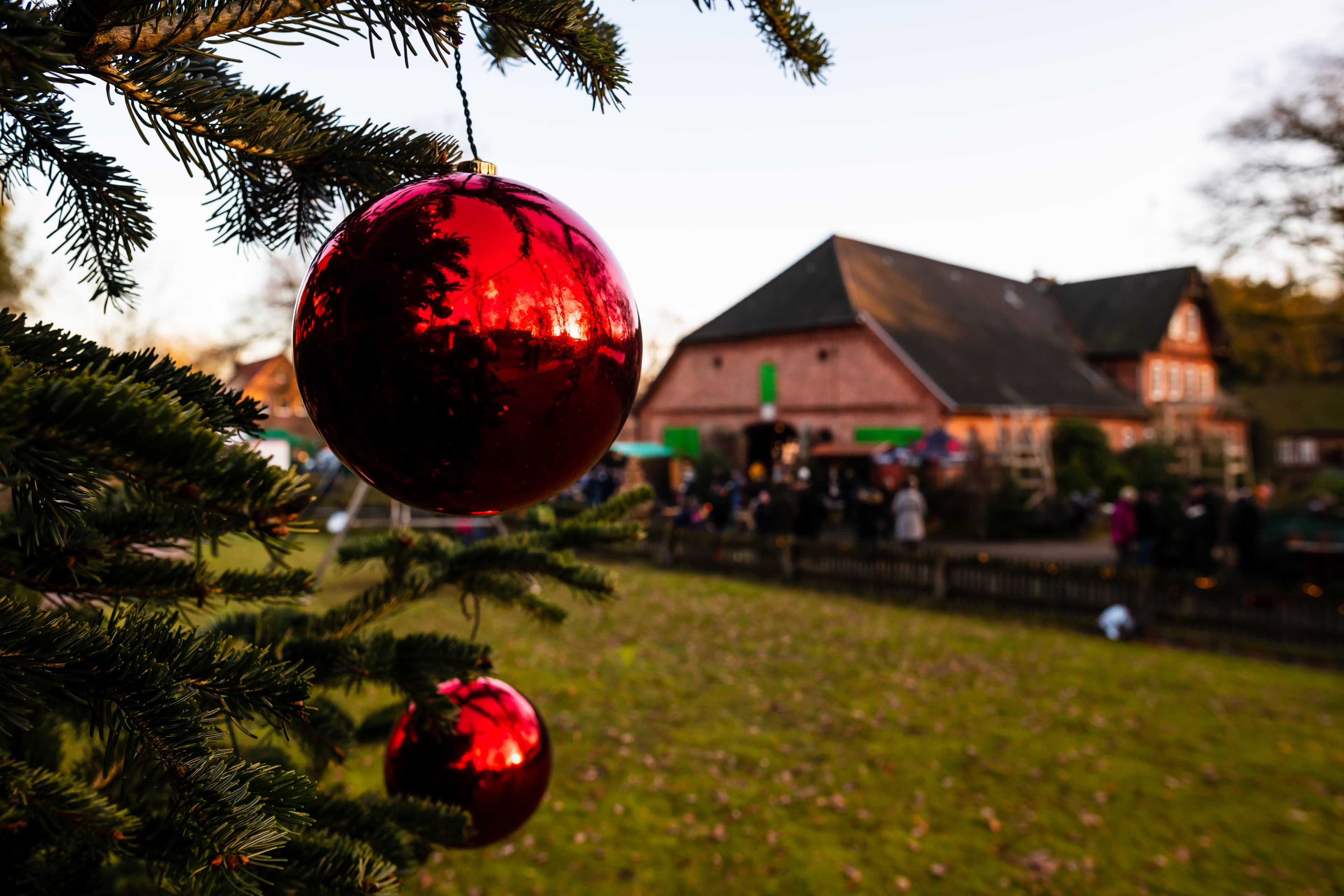 Weihnachtsmarkt in Müden (Örtze) an der Laurentius Kirche