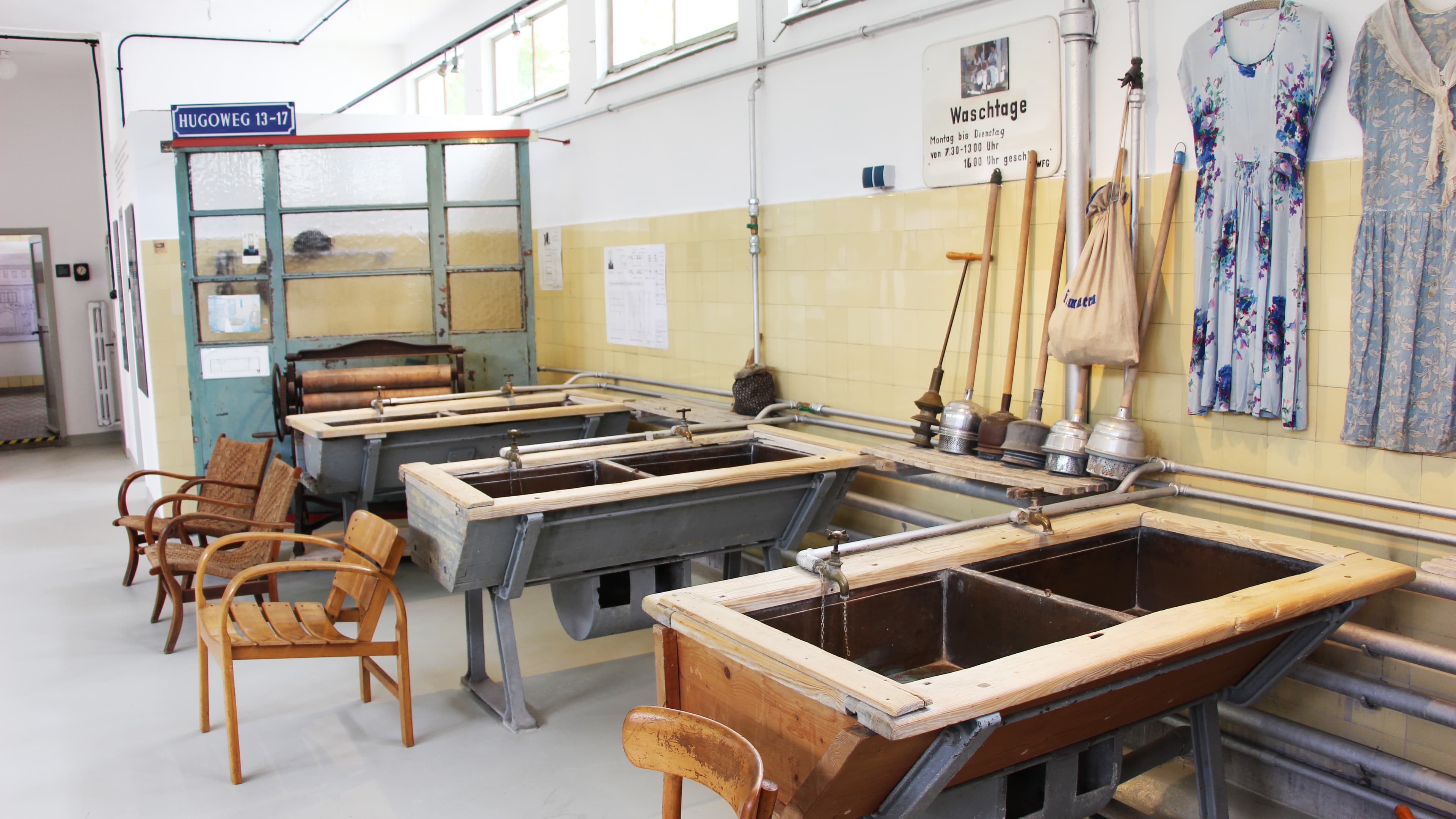 Ausstellungraum im Otto Haesler Museum, Waschraum Exhibition room in the Otto Haesler Museum, washroomUdstillingsrum i Otto Haesler Museum, vaskerumTentoonstellingsruimte in het Otto Haesler Museum, wasruimte