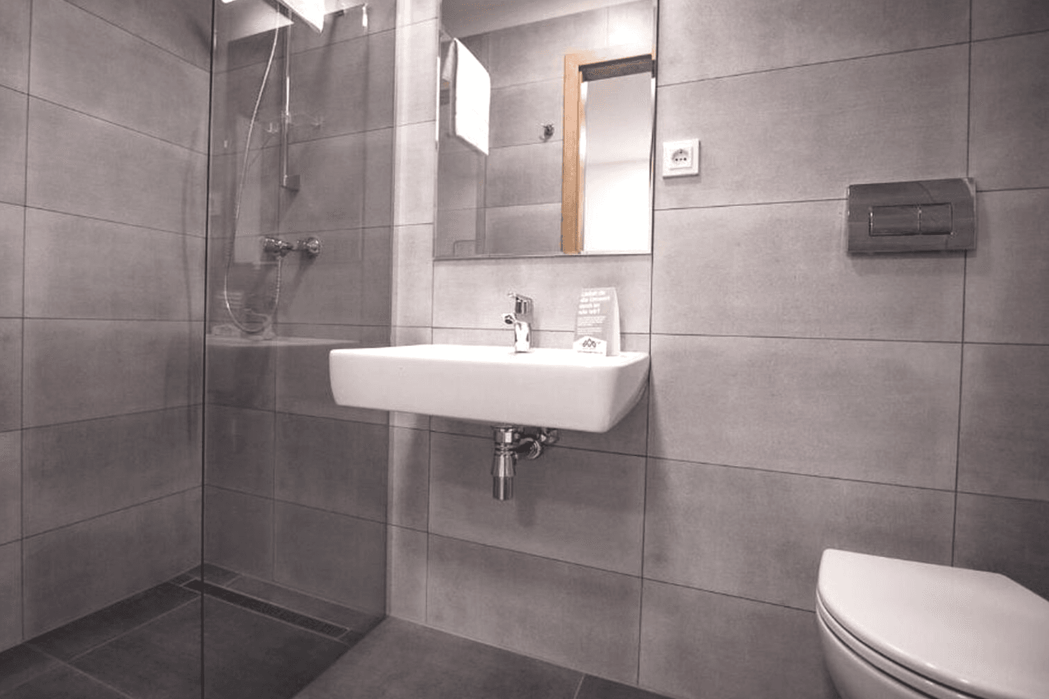 Komfortable badezimmer im alpine Hotel in bispingen