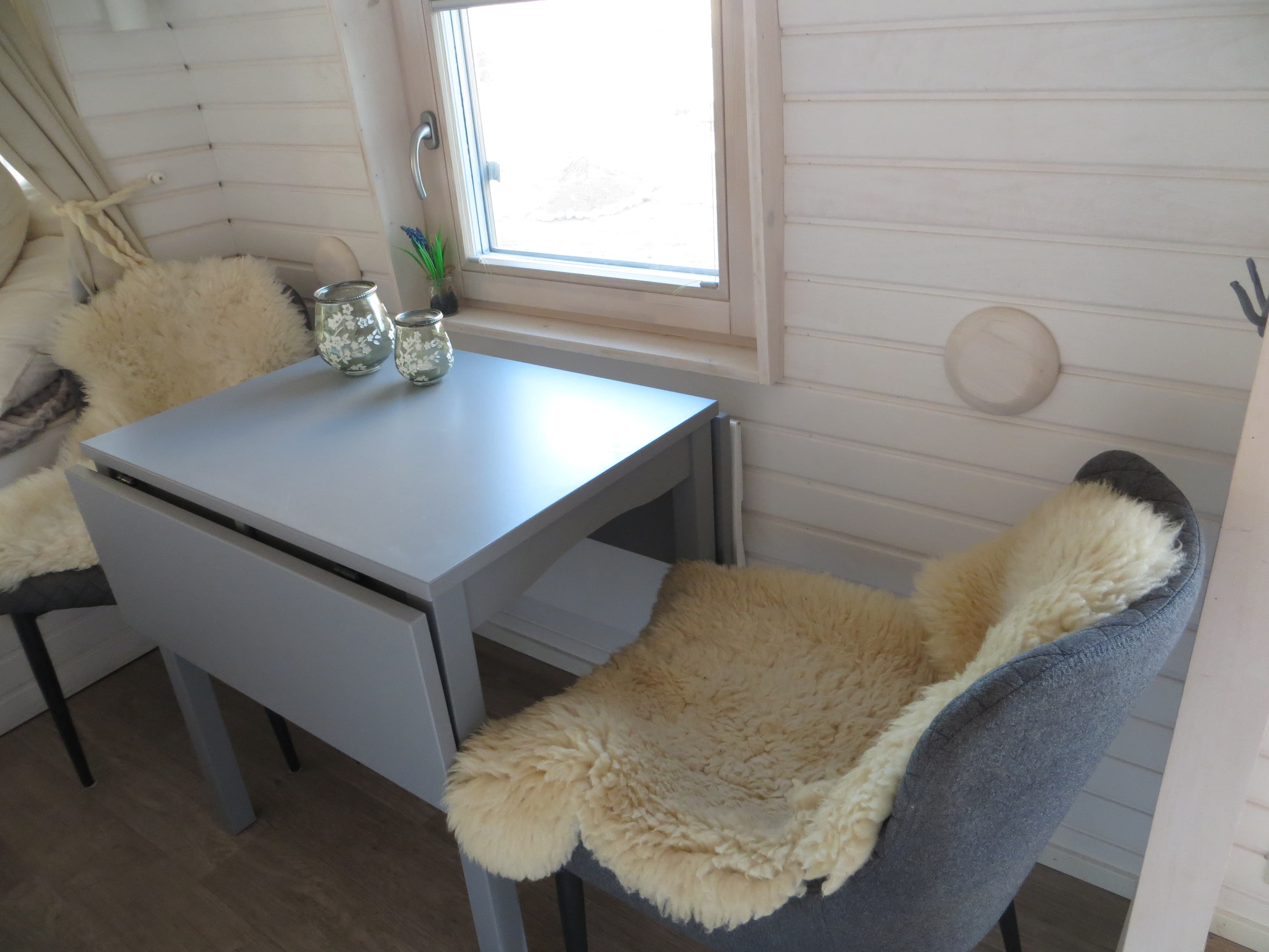 Sitzplatz im TinyHaus in Tostedt