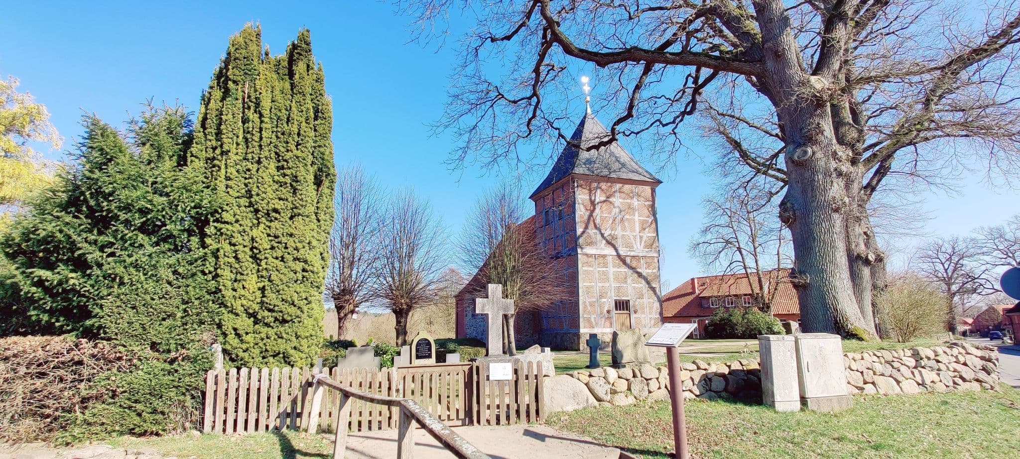Historische St.-Georgs-Kirche in Wichmannsburg