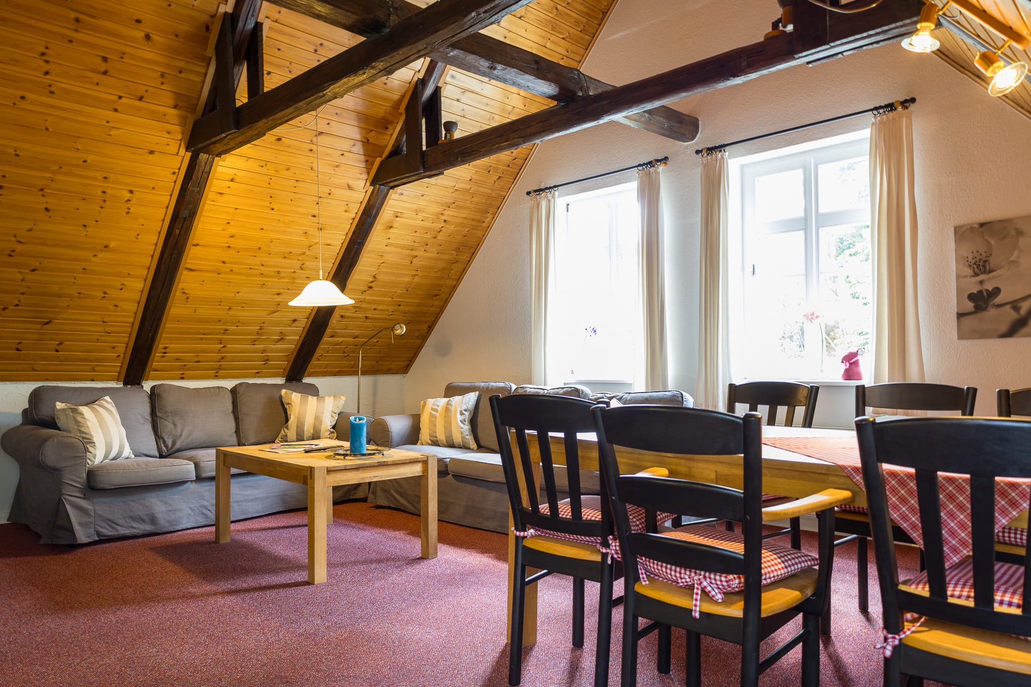 Wohnzimmer in der Ferienwohnung Heuboden in Müden