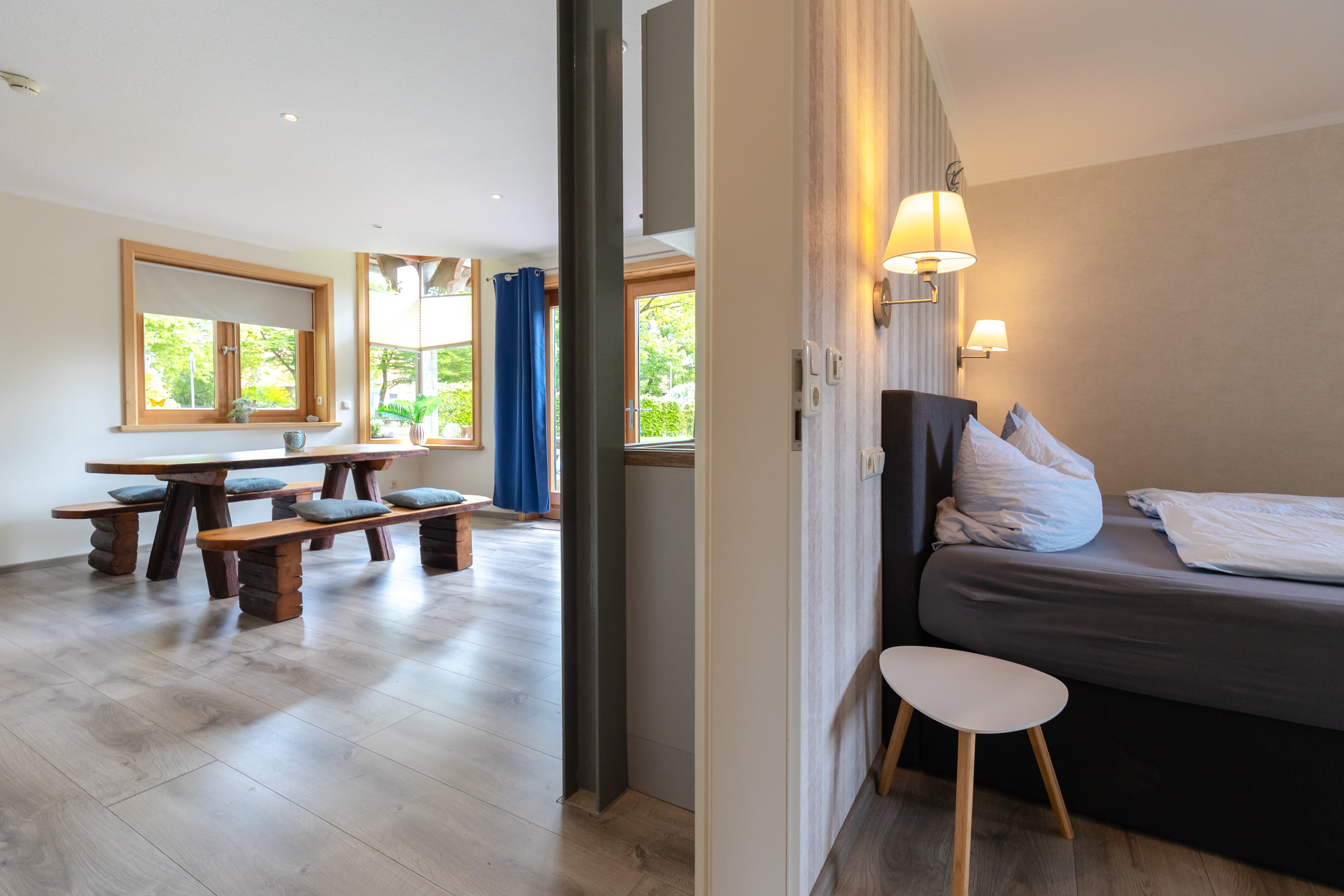 Wohnbereich in der Ferienwohnung auf Hof Ehlers bei Bergen