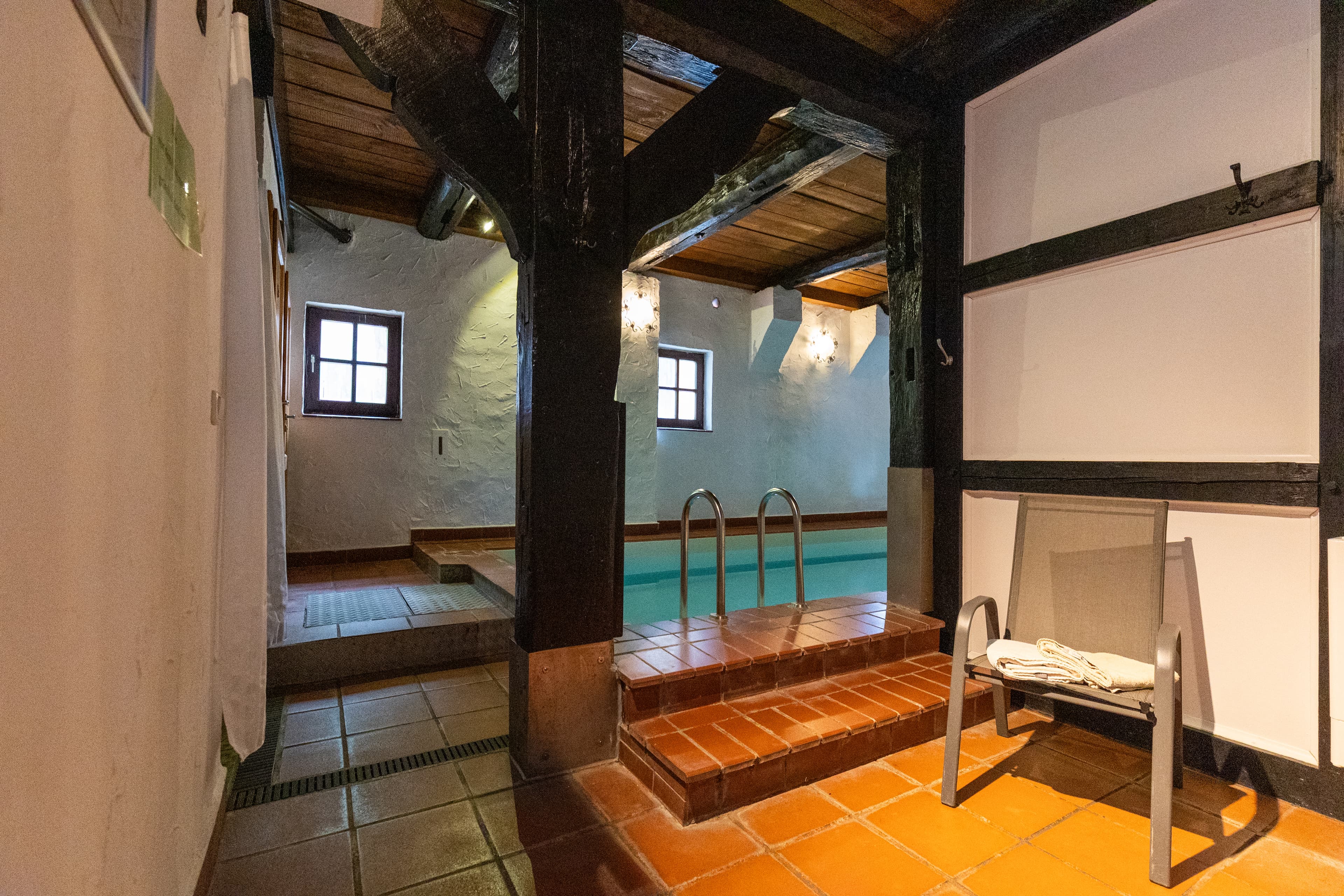 Schwimmbad im Naturotel Hof Ehlers bei Bergen