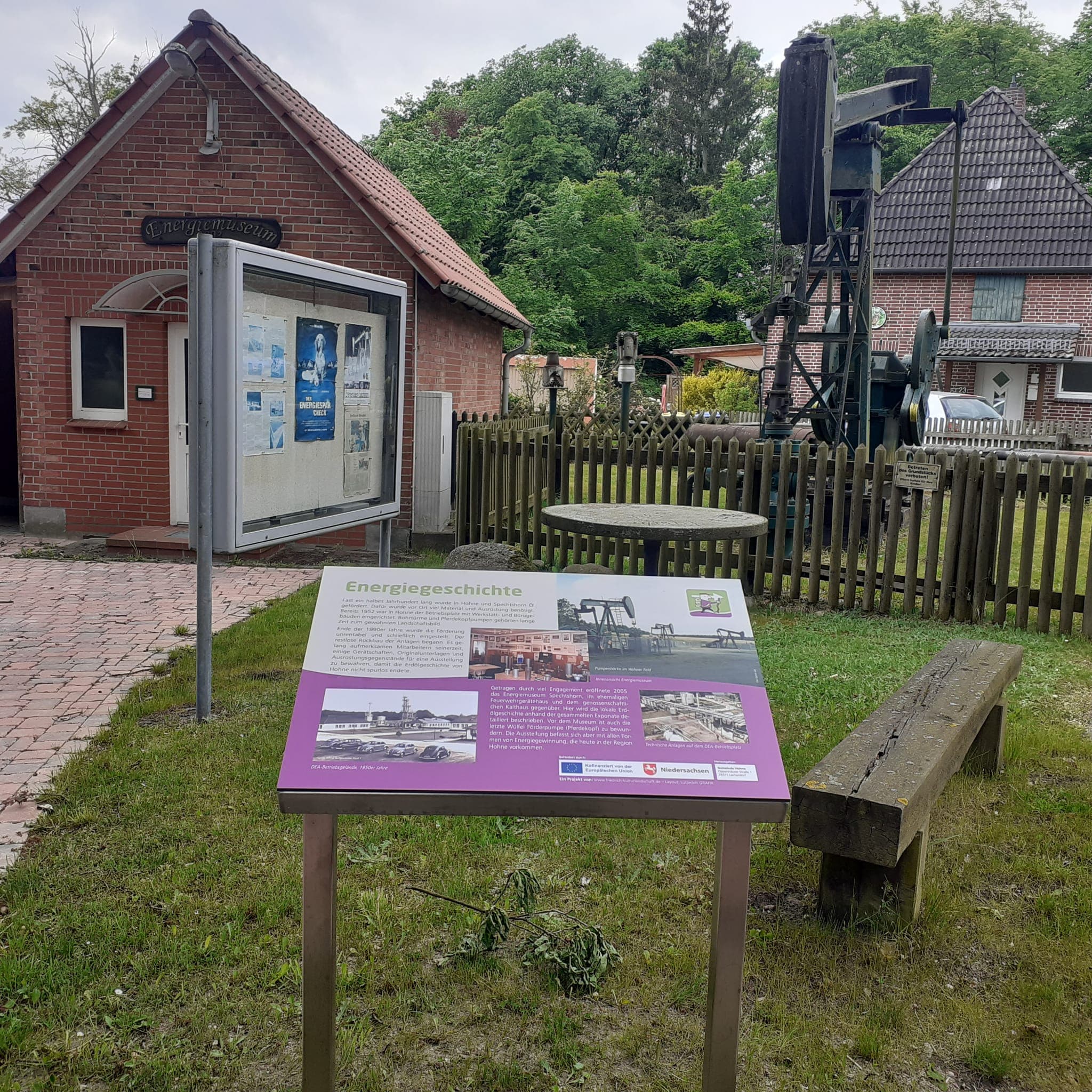 Thementafel am Energiemuseum Wanderweg Hohne