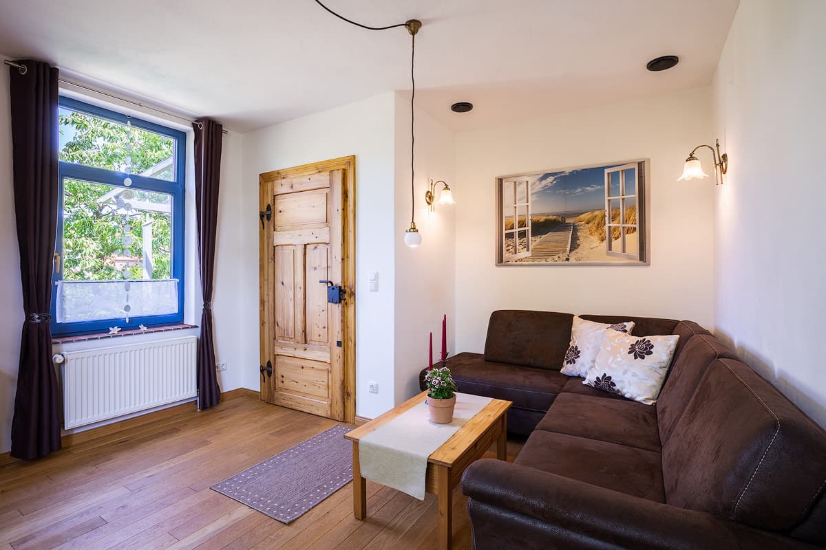 Wohnzimmer der Ferienwohnung Heide-Shakti in Hermannsburg