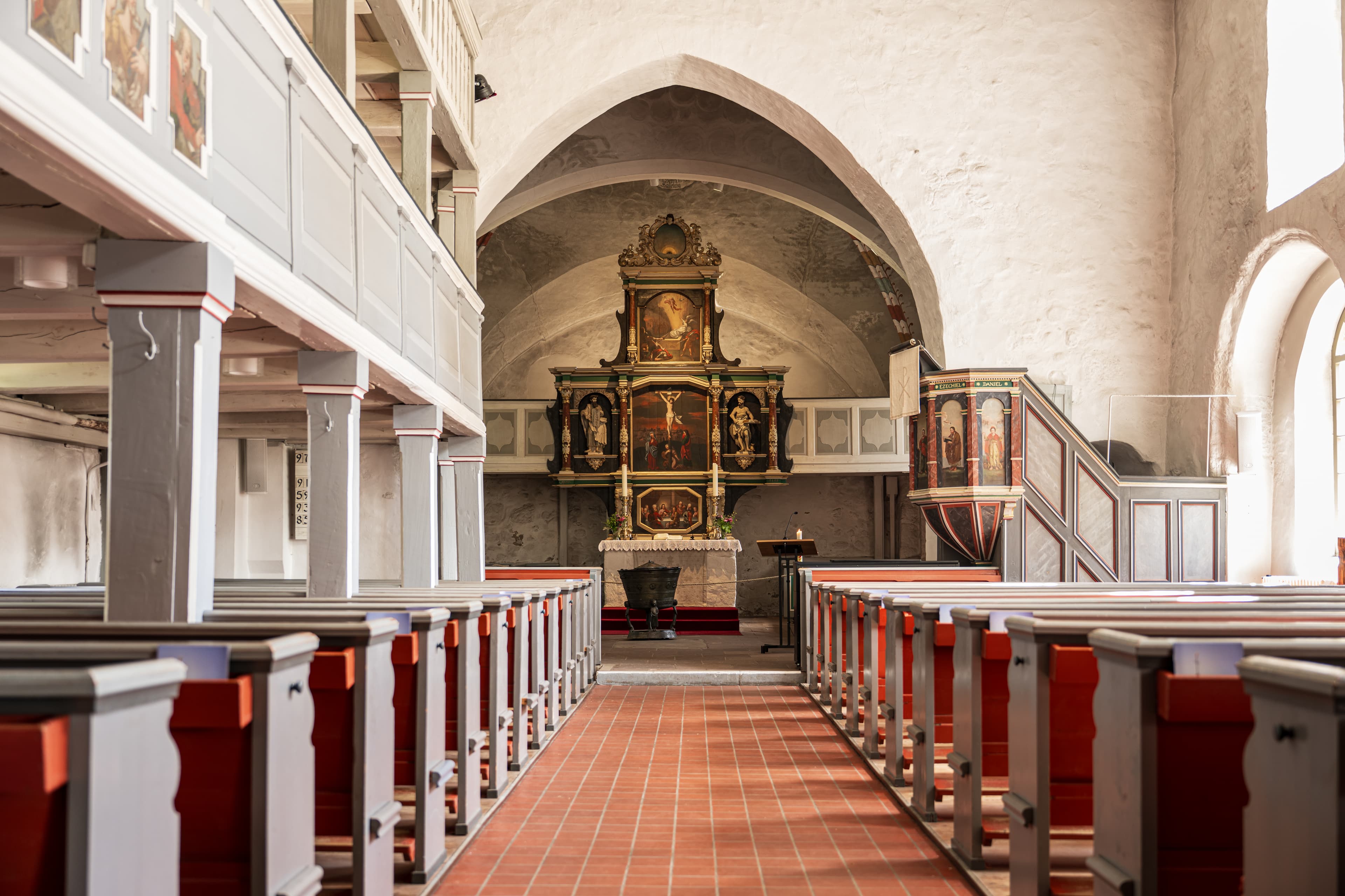 St. Johannis Kirche Salzhausen von innen