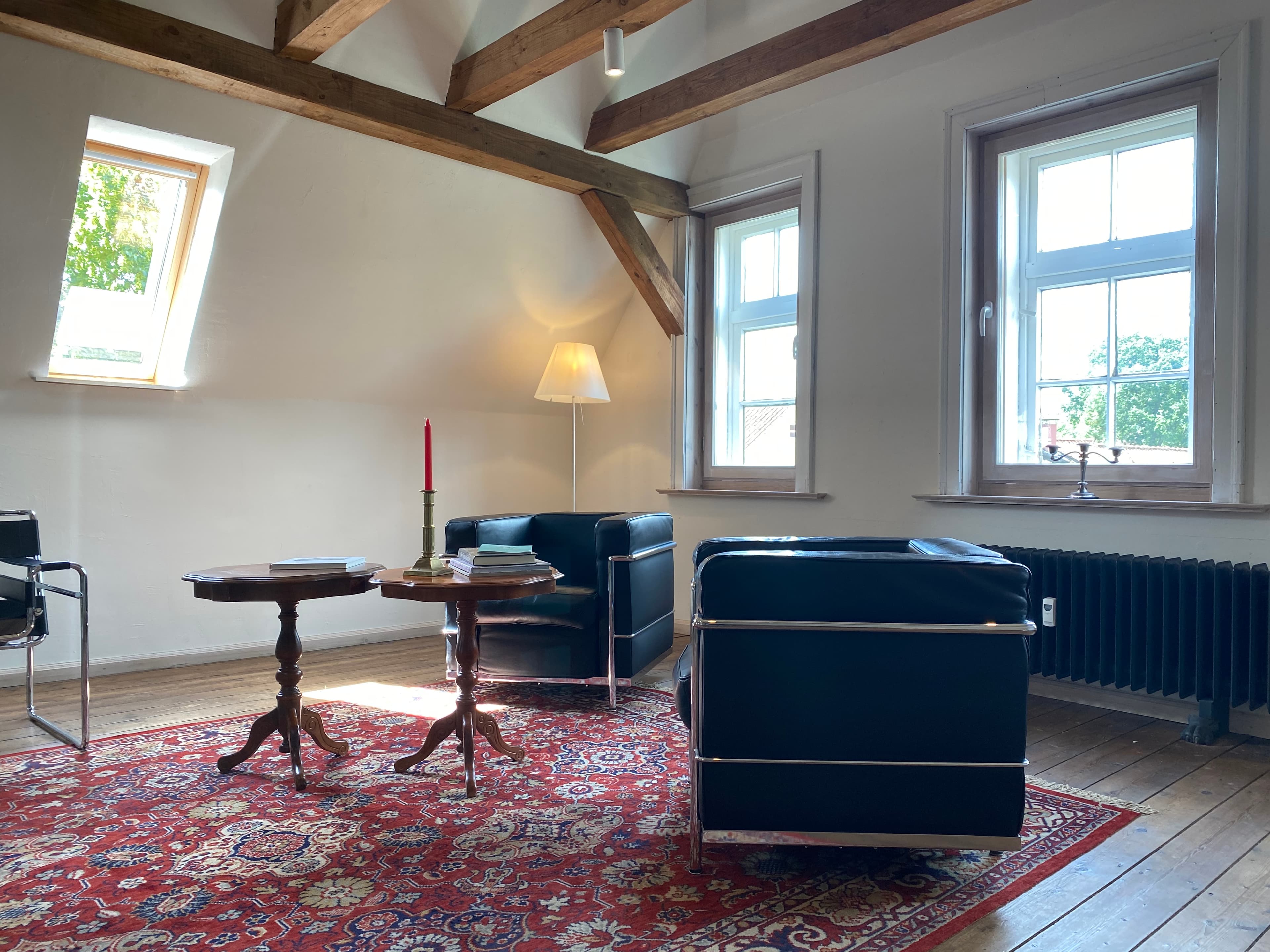 Wohnbereich in der Ferienwohnung Otto Haesler in Hermannsburg