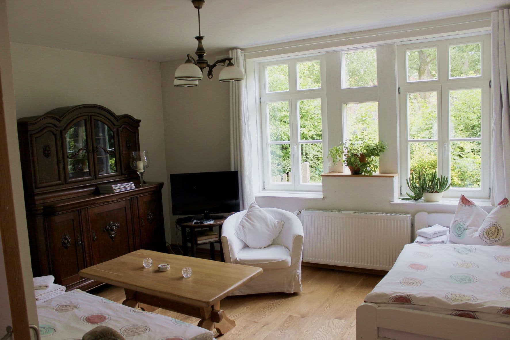 Wohnzimmer in der Ferienwohnung Bernsteinstube in Hermannsburg