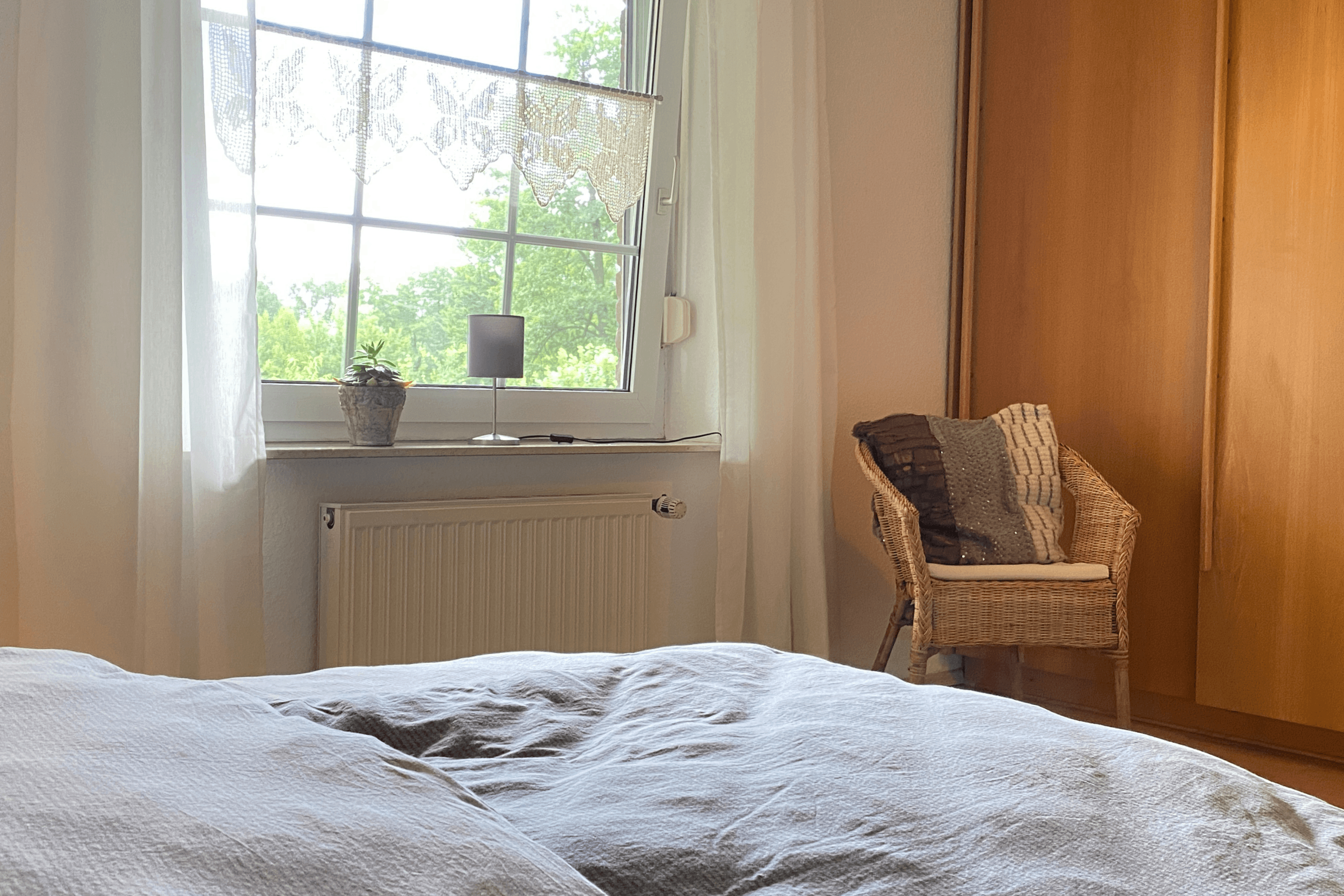 Schlafzimmer in der Ferienwohnung Ferienhaus am Heidesee in Müden Örtze
