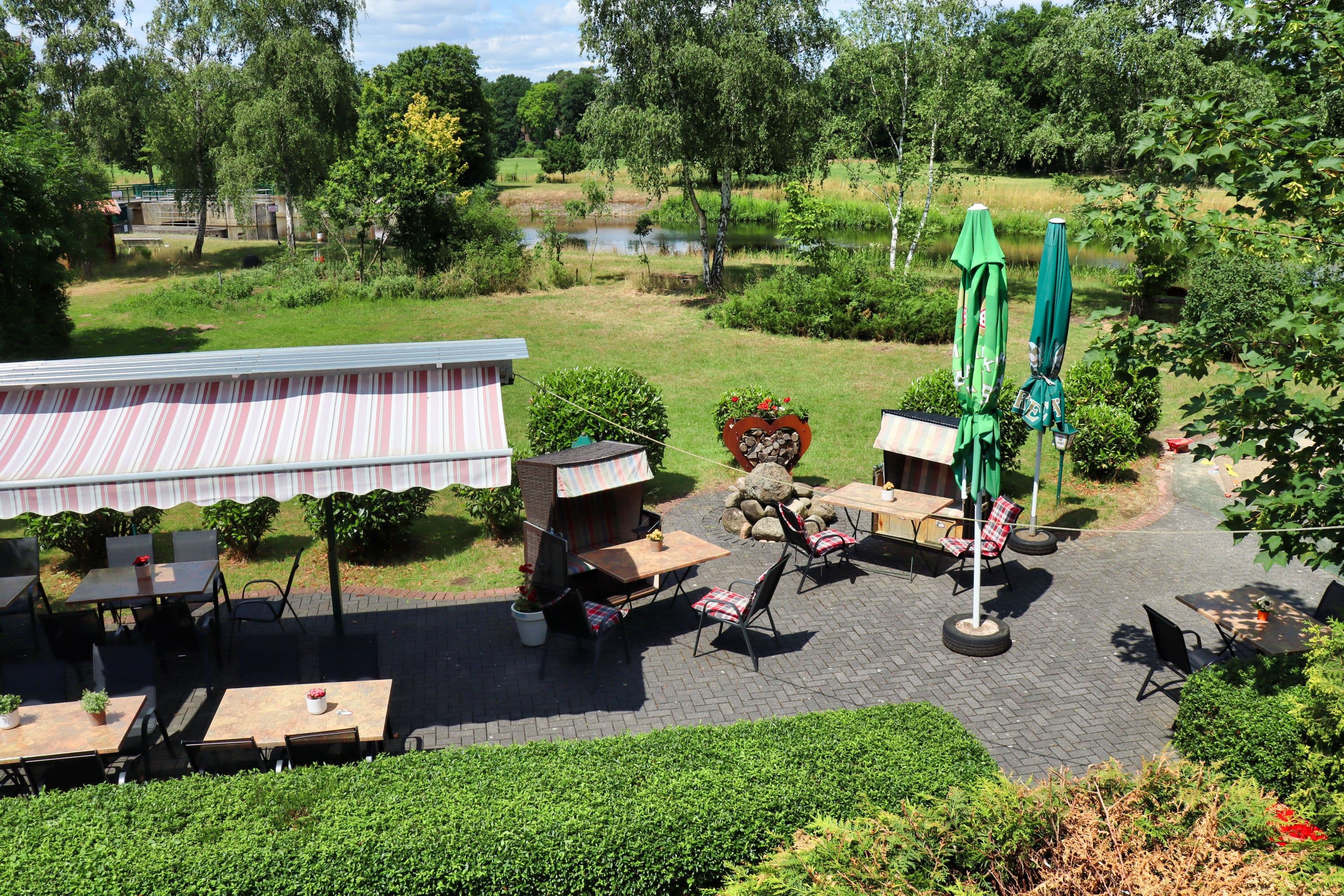 Terrasse am Hotel Landgasthof Allerparadies Langlingen