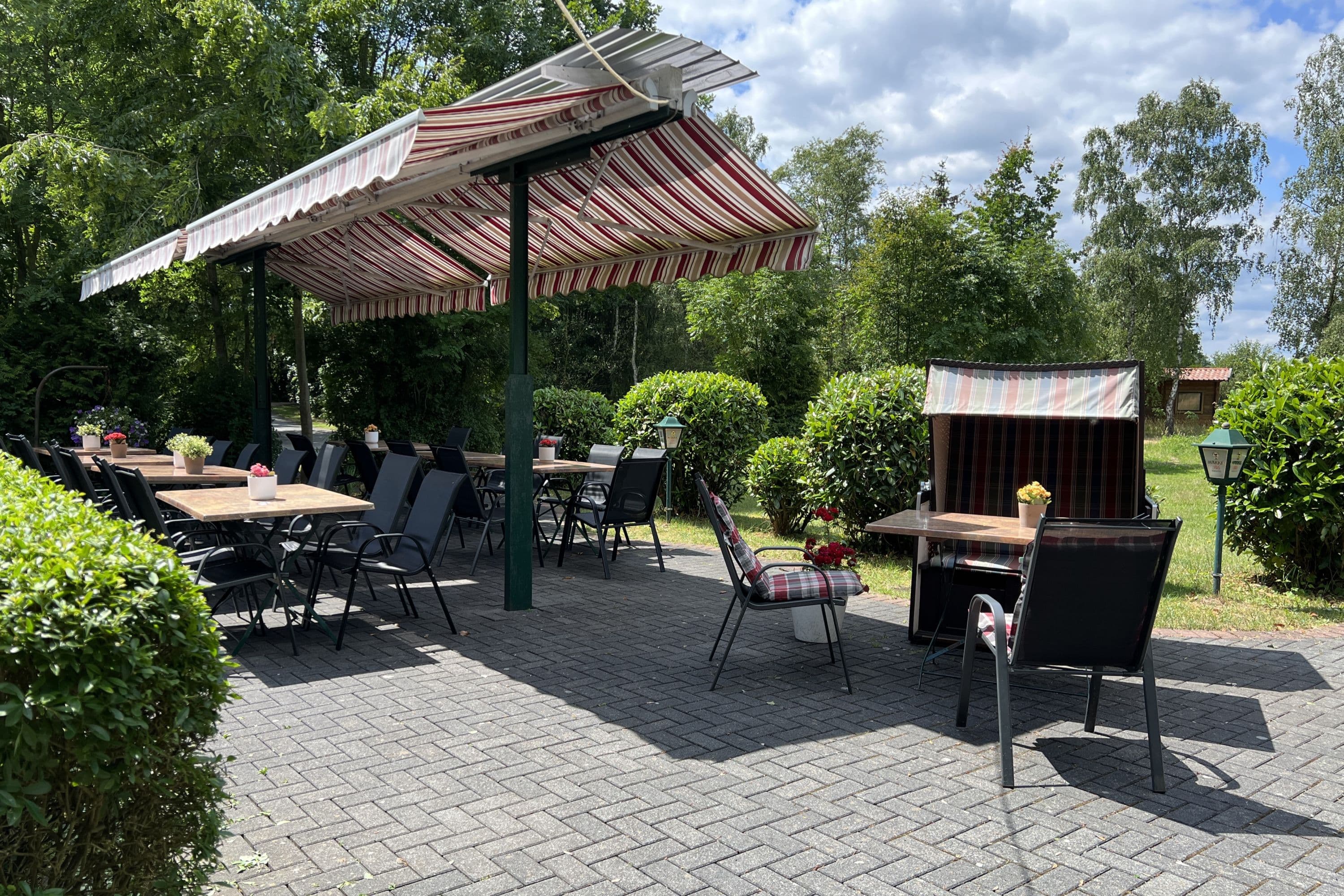 Terrasse am Hotel Landgasthof Allerparadies Langlingen