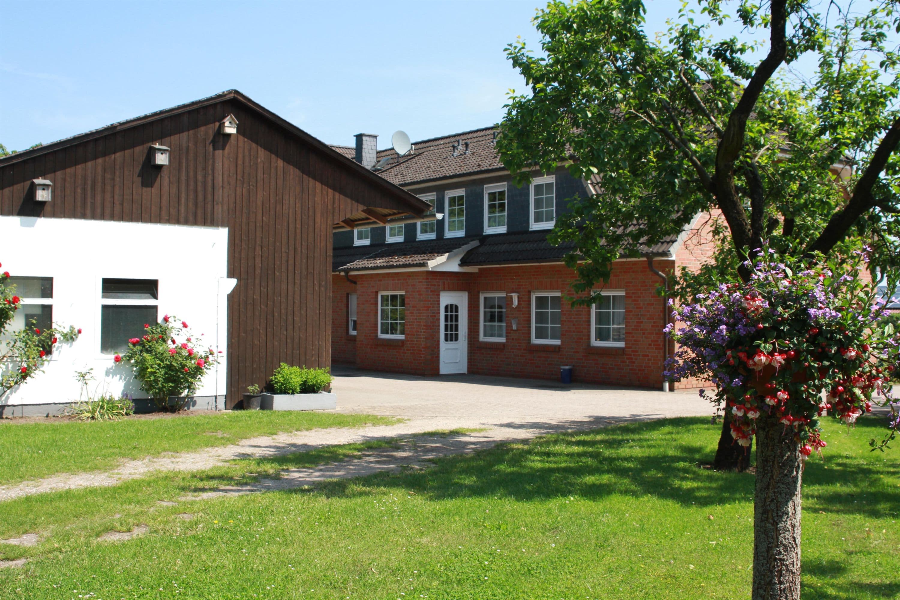 Außengelände zum Becklinger Holz Bergen