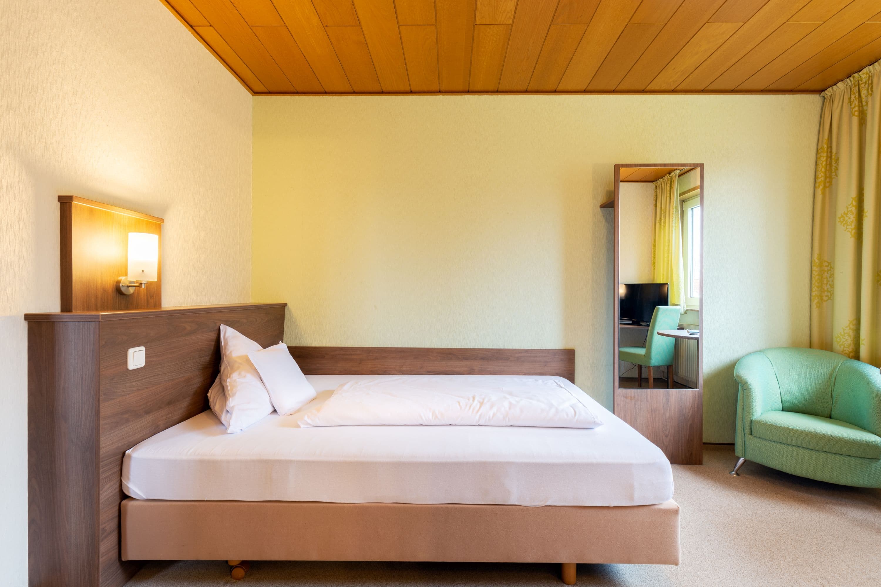 Einzelzimmer im Hotel zur Erholung in Eicklingen