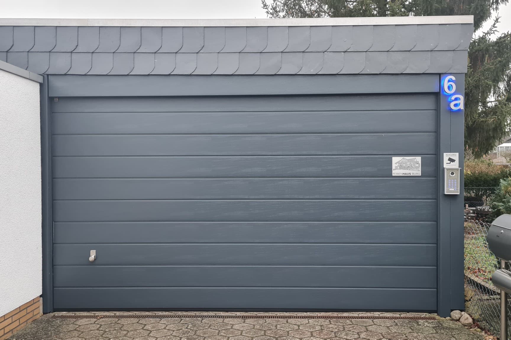 Eingang zum Ferienhaus Burg in Celle