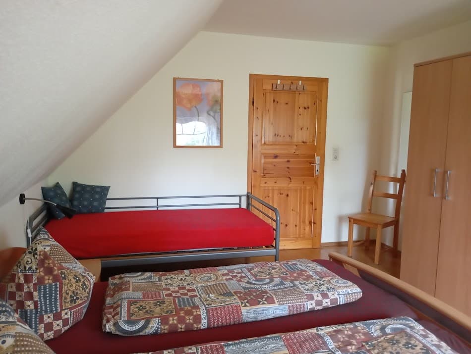 Zweibettschlafzimmer der Ferienwohnung Buchenhof Haberzettl
